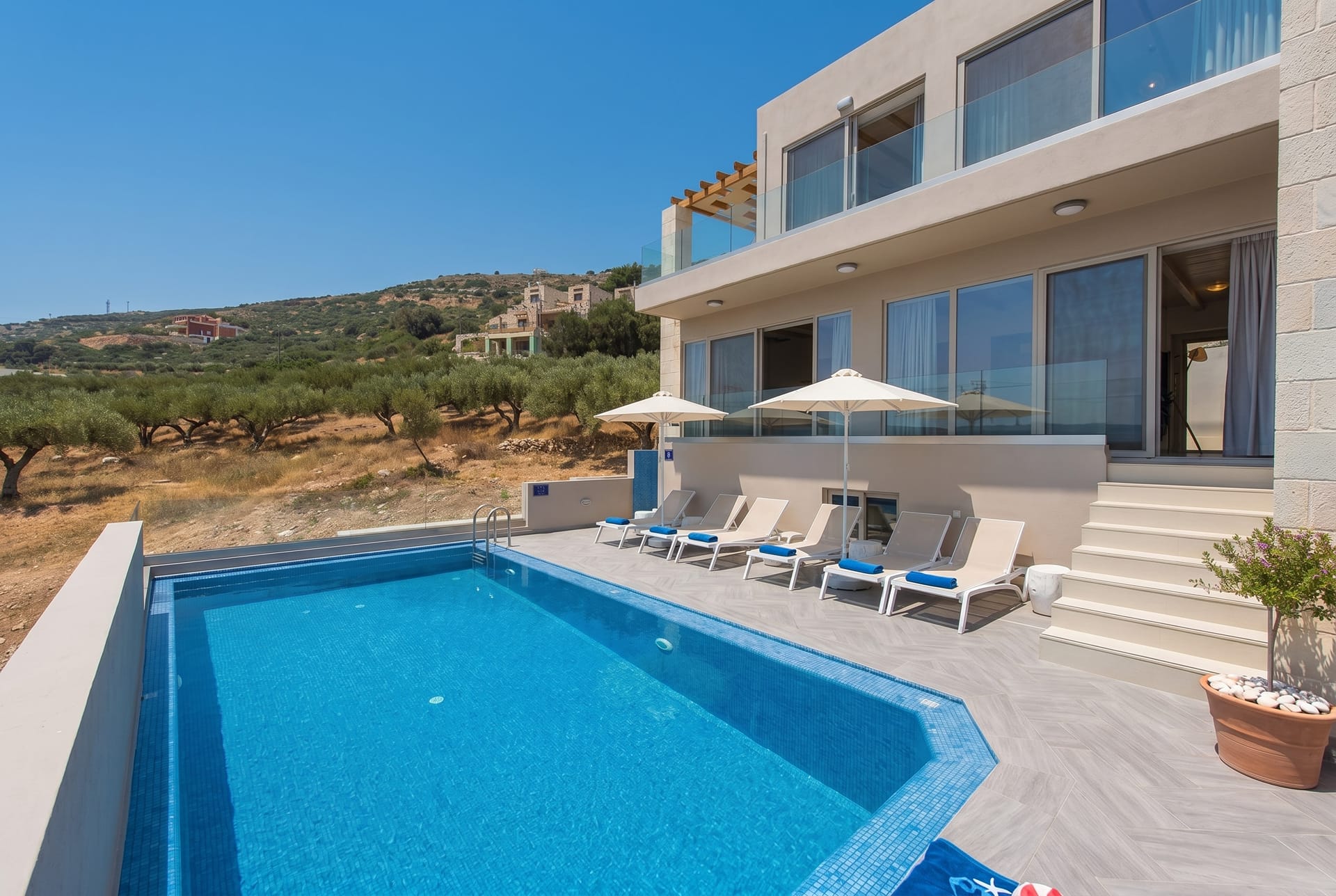 Villa Galatia I Free*heated pool ideal for groups