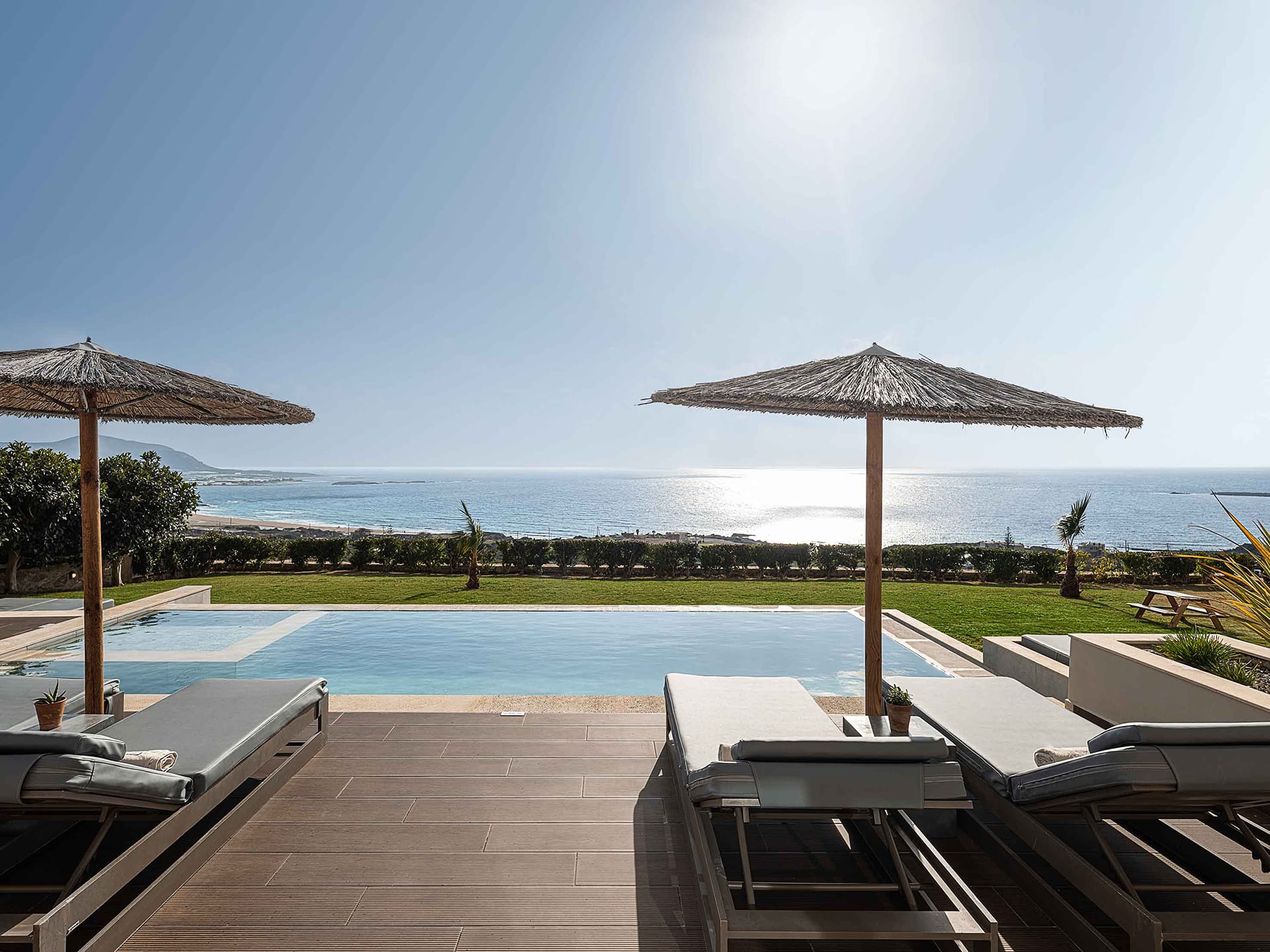 Villa Mare I Free* Heated pool & Infinite blue!