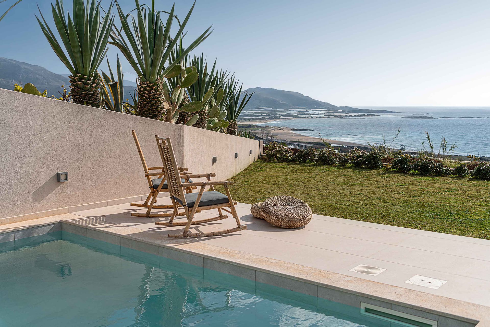Villa Vista I Free* Heated pool &amp; dazzling Seaview