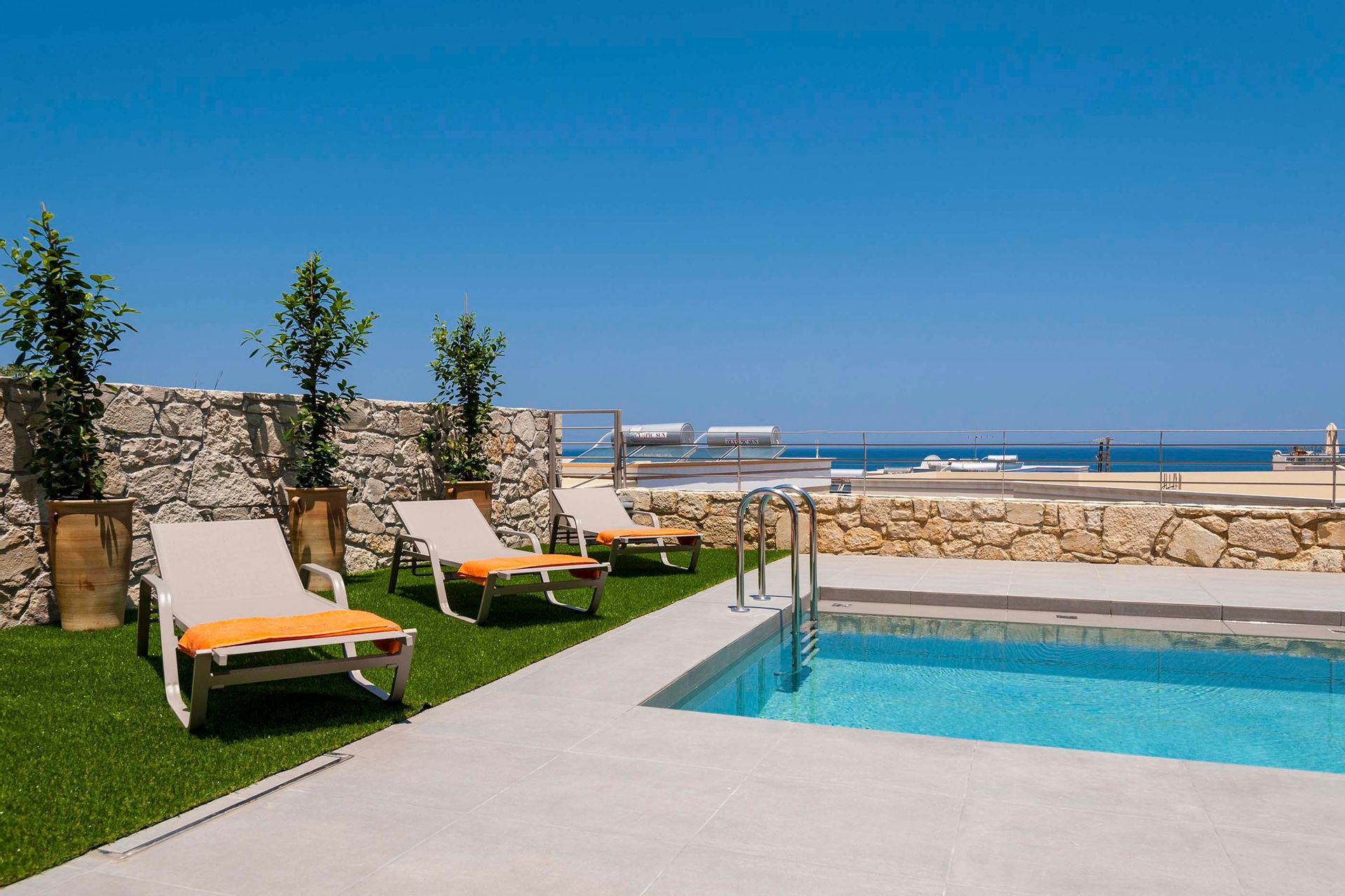 Elvoria Villa II - Luxury close to the Sea