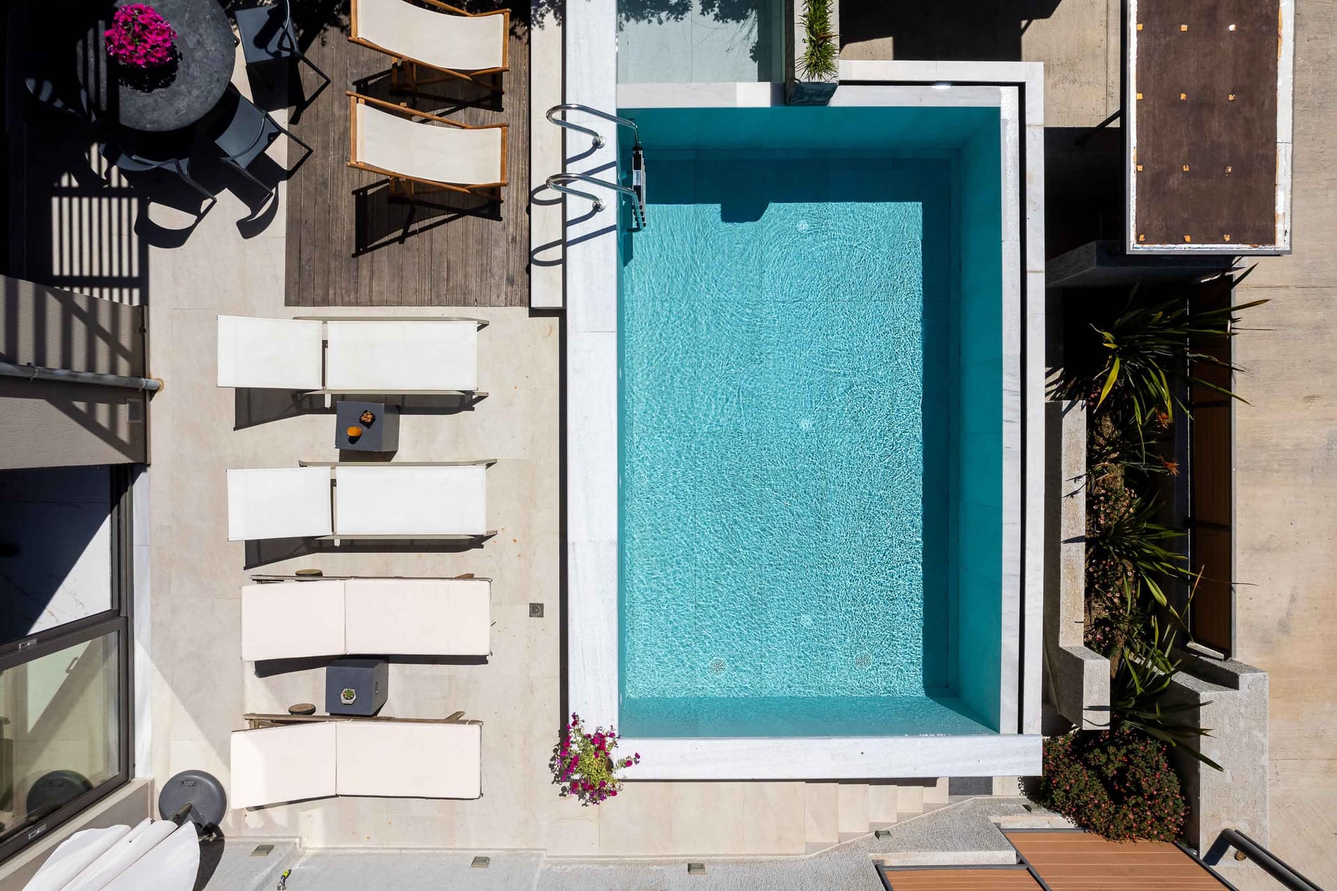 Omnia Villa I - Heated* pool & stunning seaview!