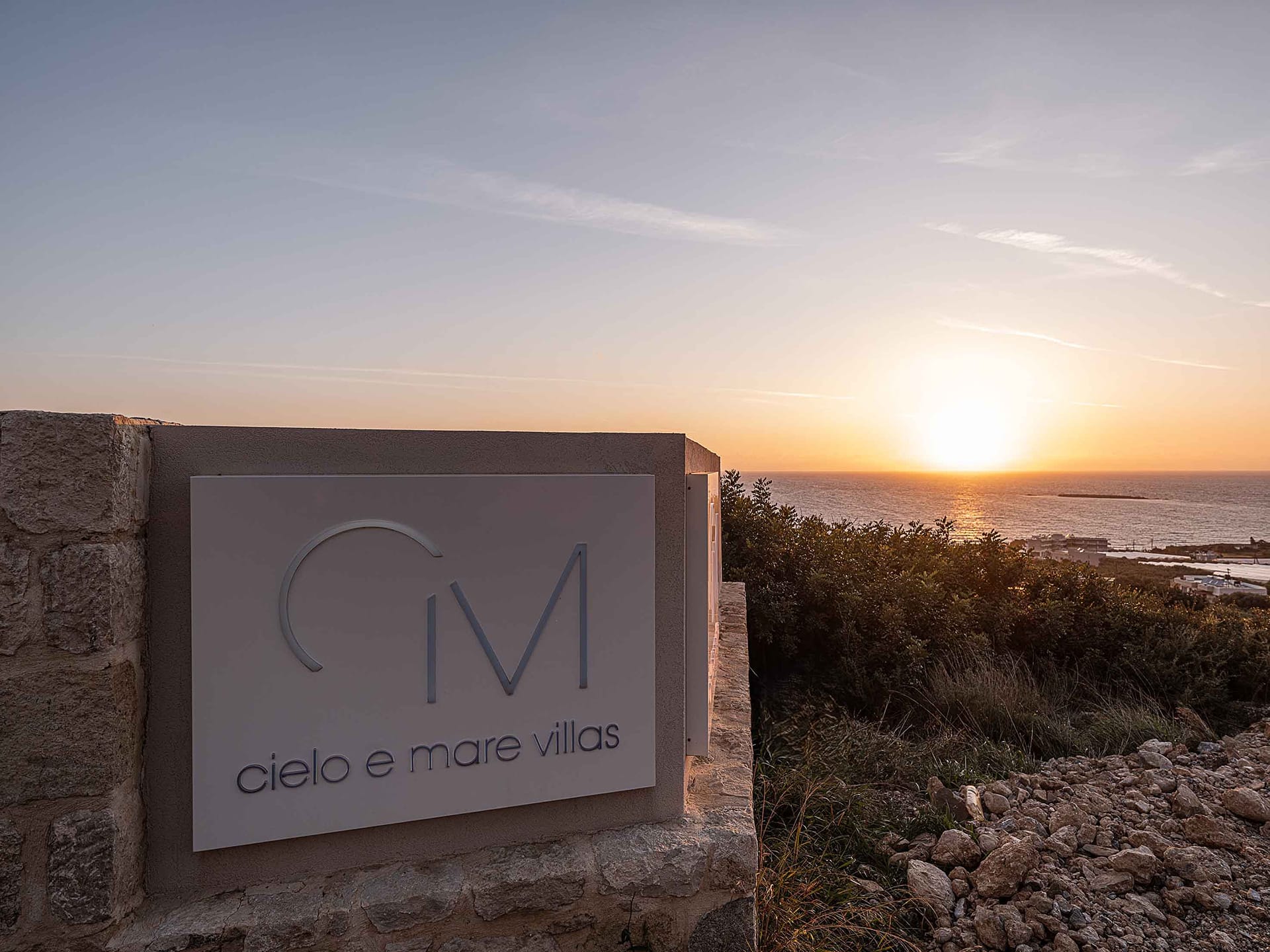 Cielo e Mare villas | Free* heated pools & seaview