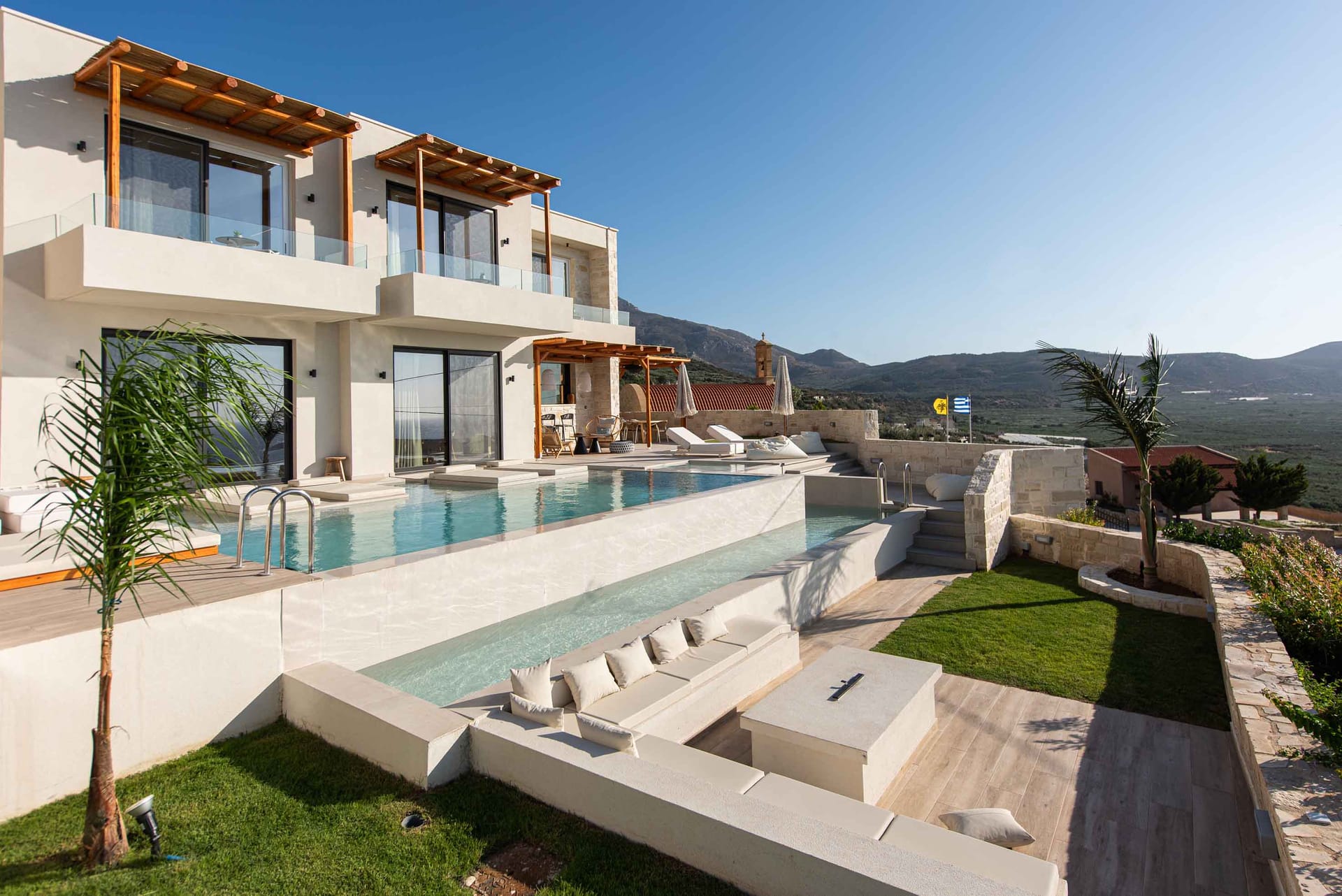 Casa di Franco! Seaview heated* pool gym &amp; hammam