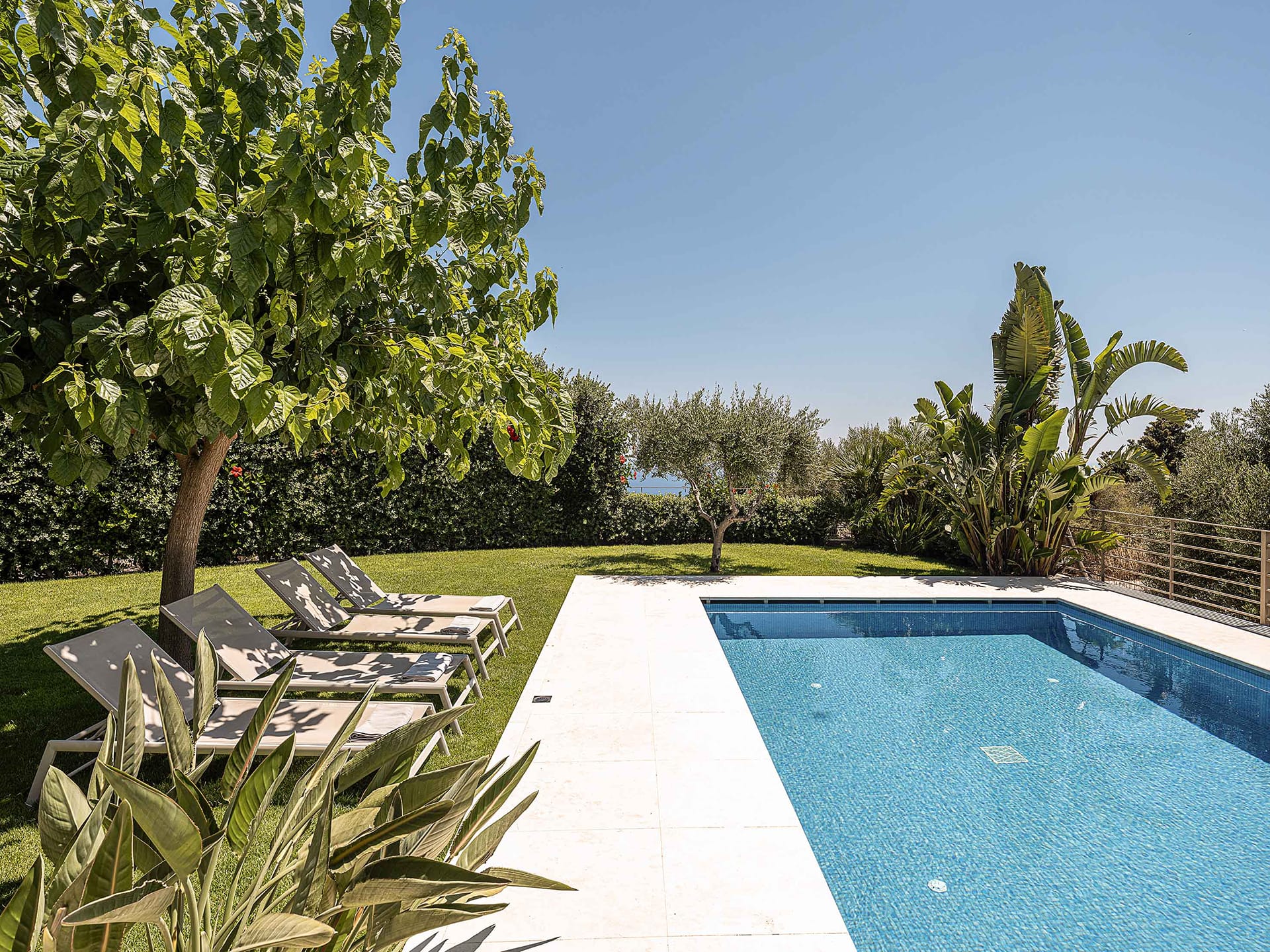 Villa Fos | Private pool elegance & seaview!