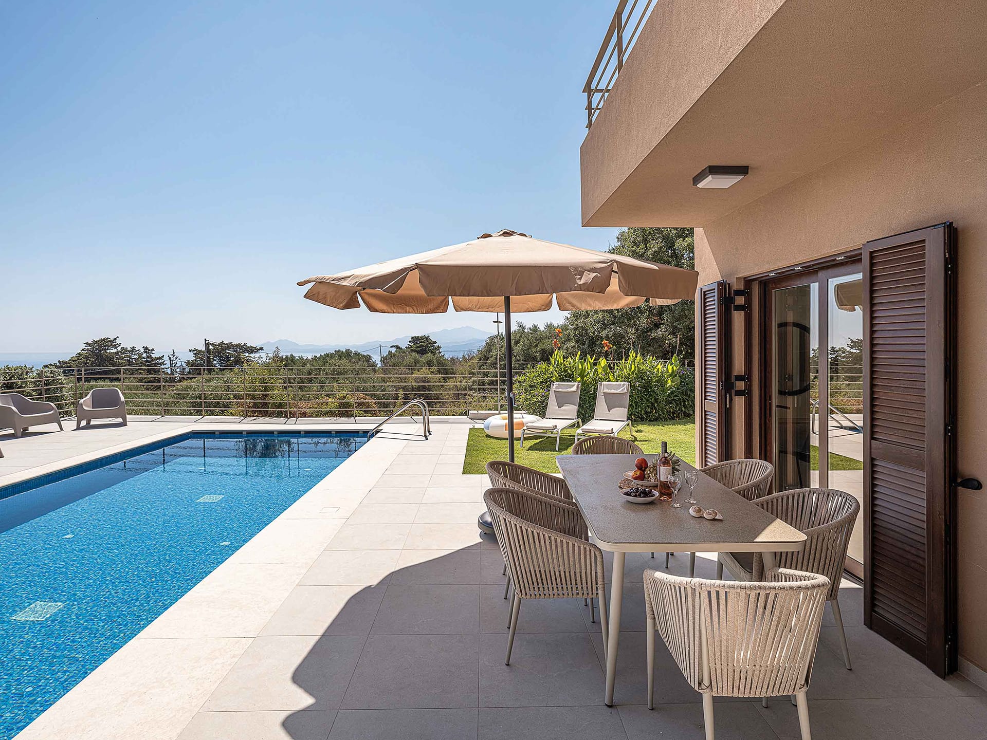 Villa Alya | Heated* pool luxury & seaviews