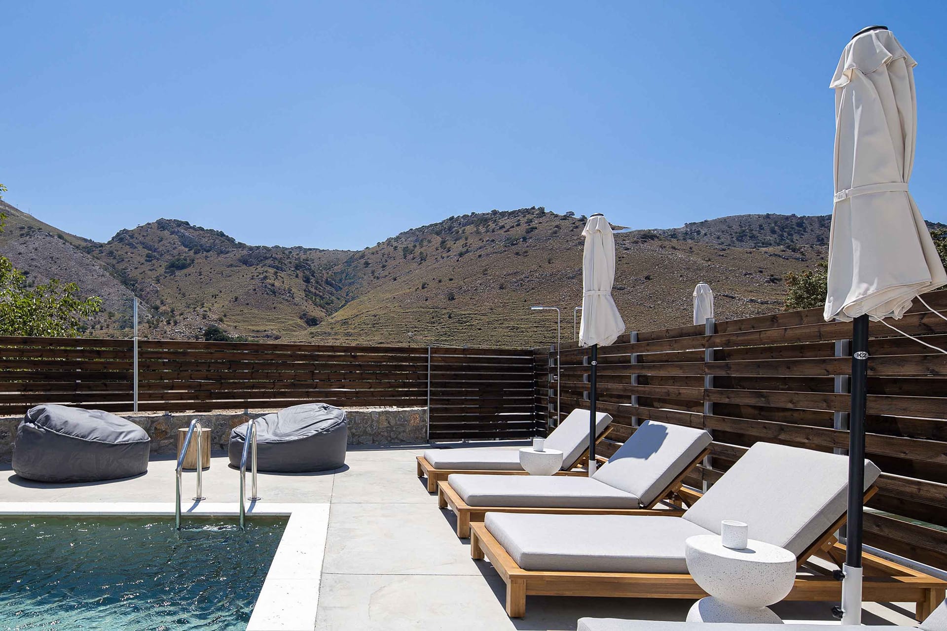 Imbros Villa II - Free* Heated Pool & Serenity!