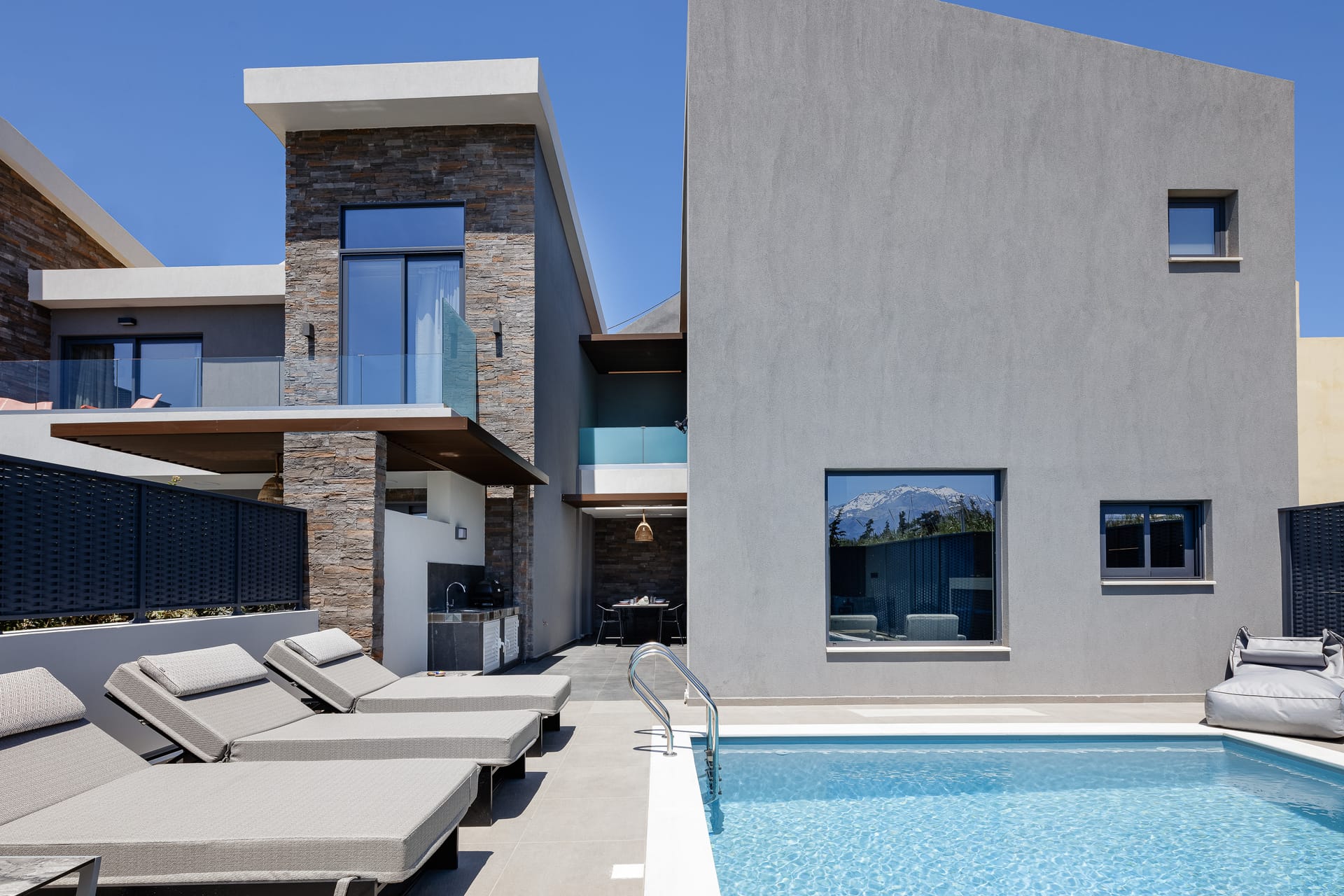 VillAgioi III –  Pool Villa 450m to Beach
