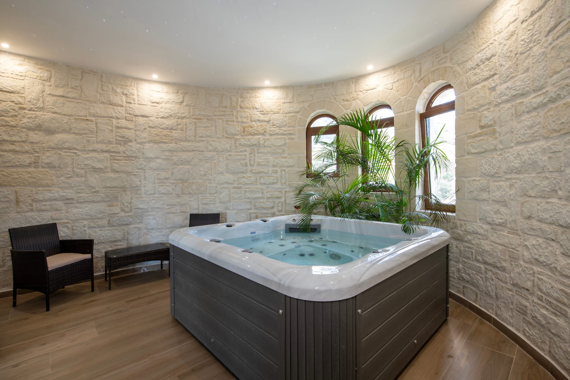 Geroulios Kastro Villa II - Heated* Pool & Jacuzzi
