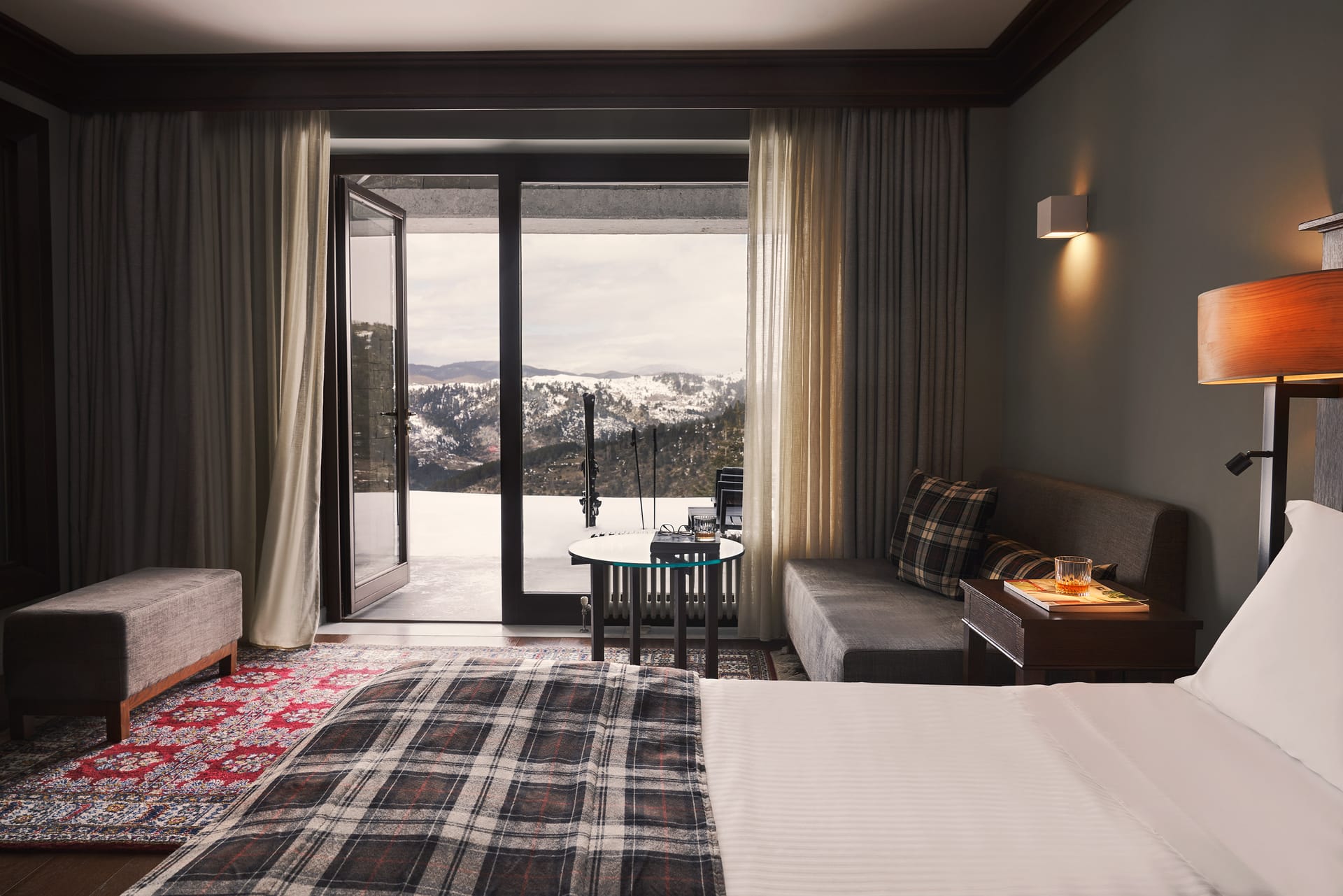 Suite with Mountain View