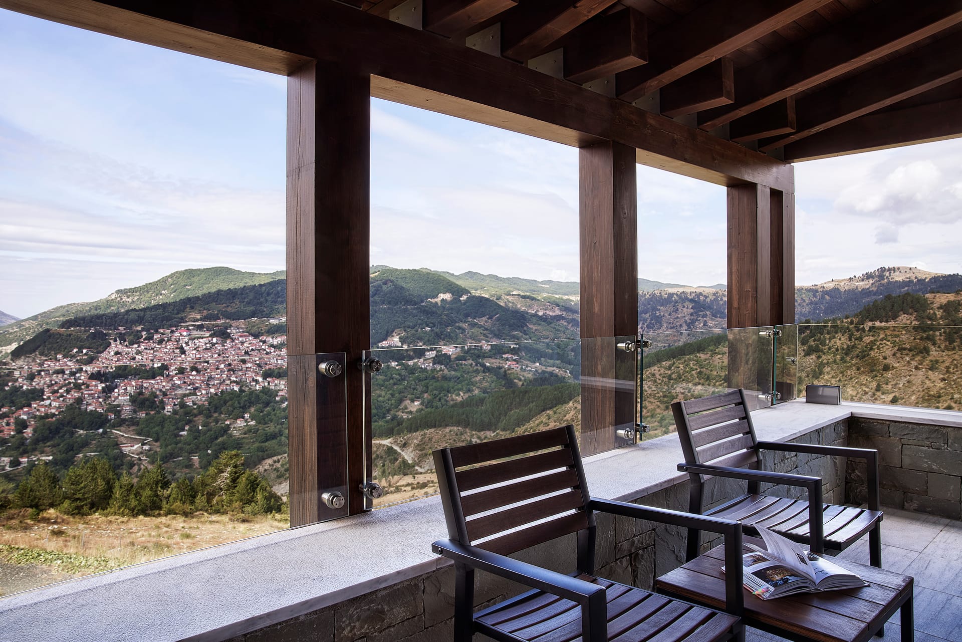 Panorama Suite with Mountain View