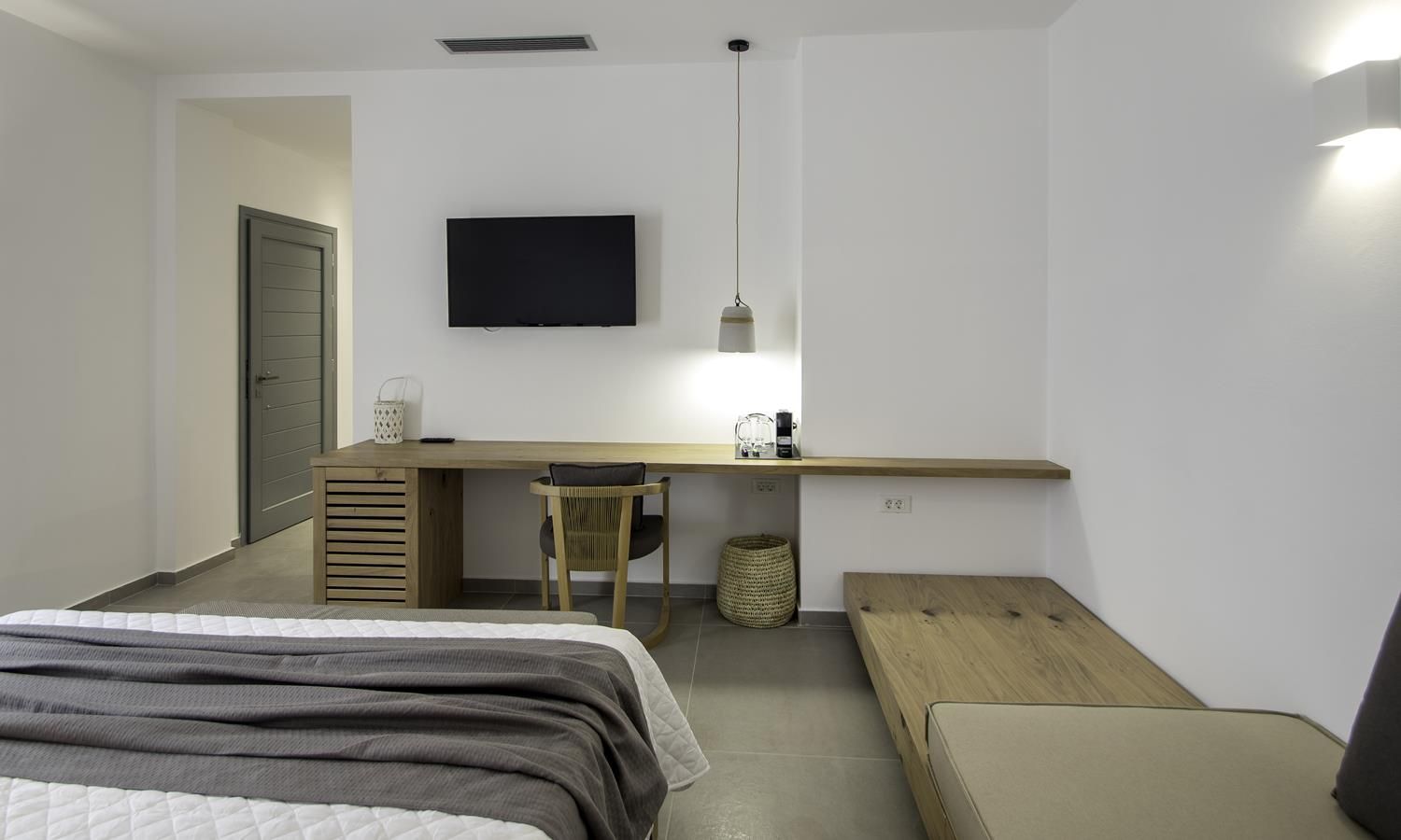 Superior Suite with Garden View