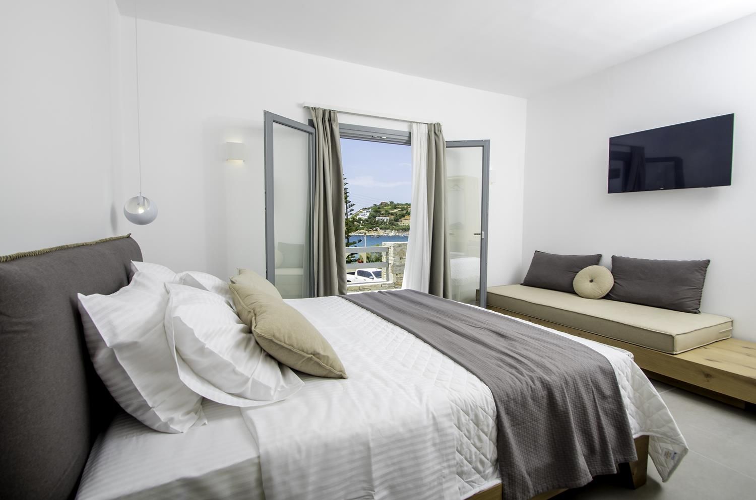 King Suite with Beach View