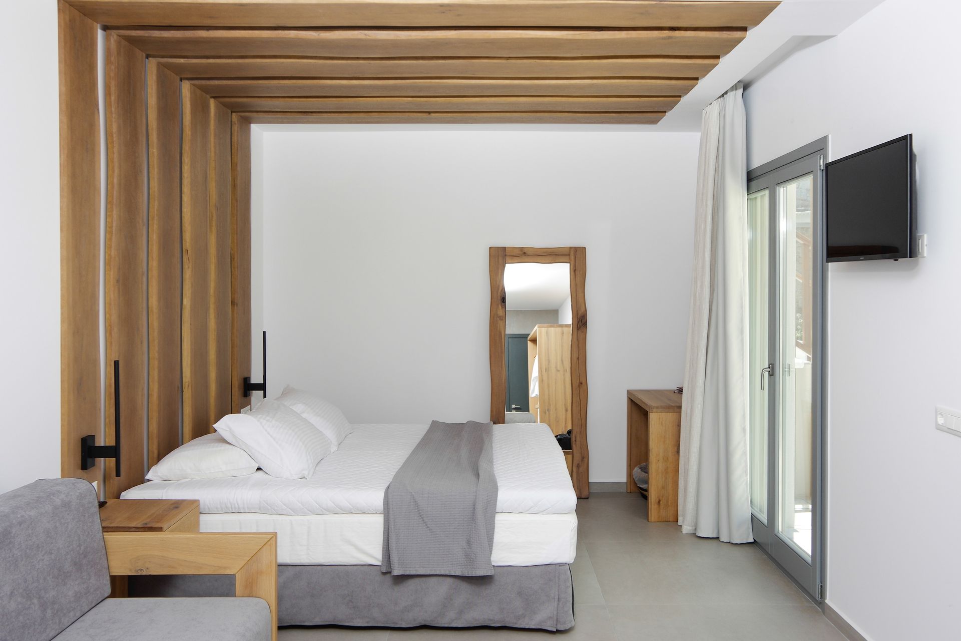 Standard Suite with garden view