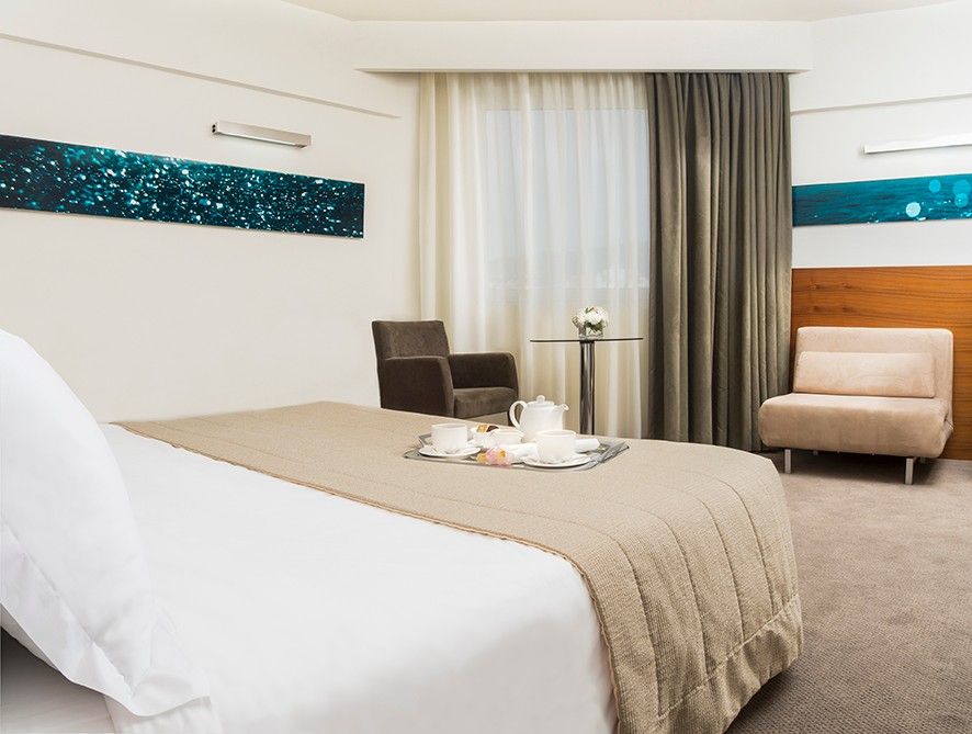 Superior Guestroom City View