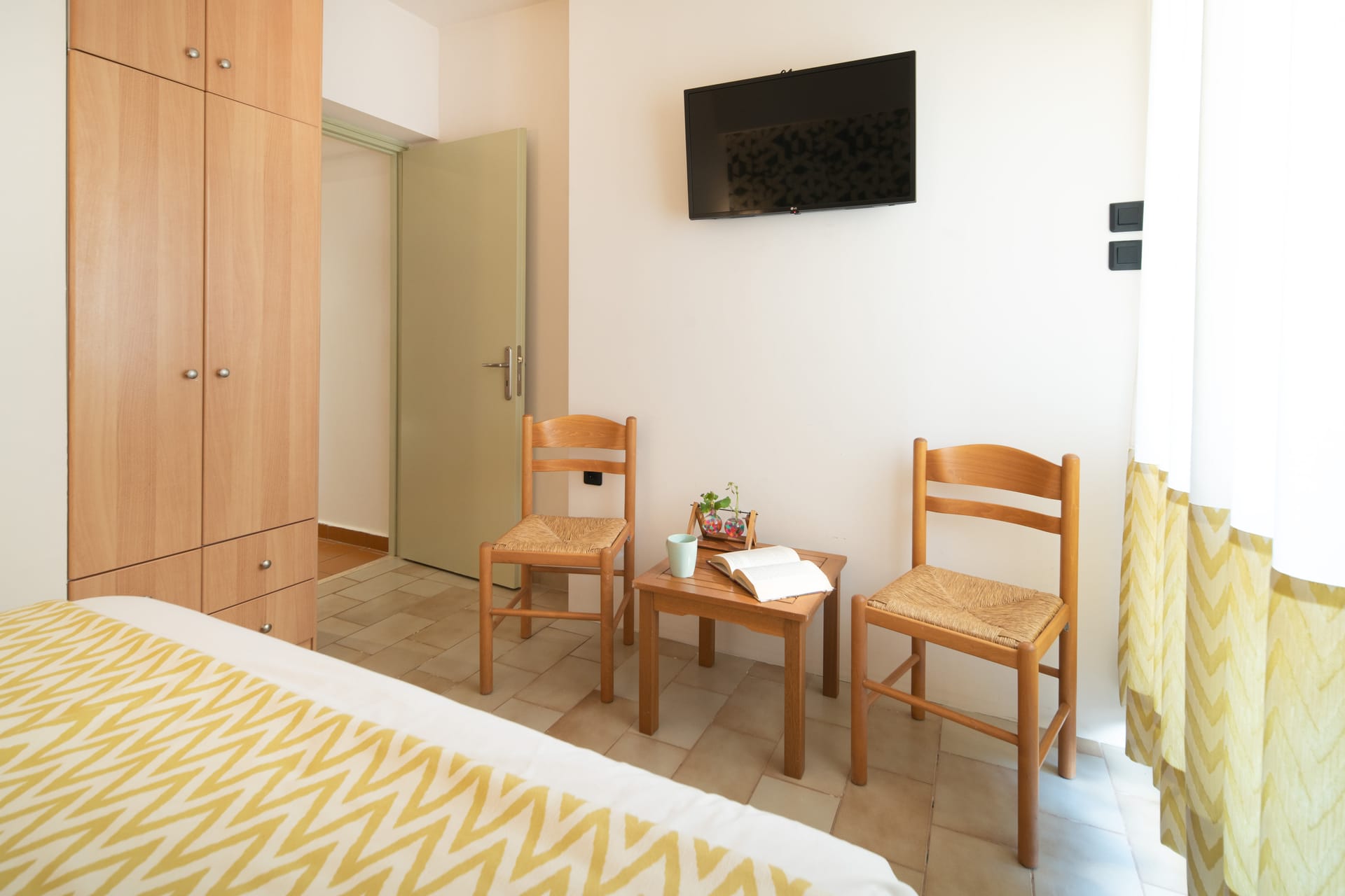 Economy Apartment Mountain View