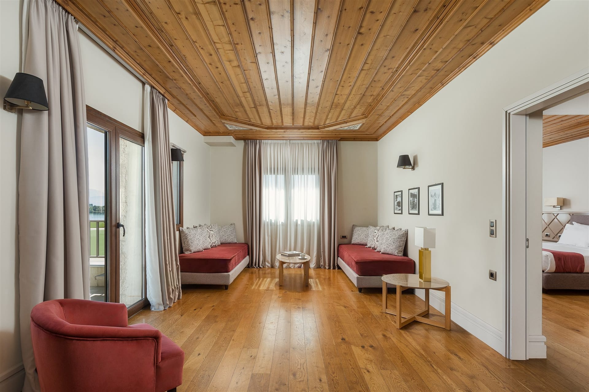 Lake Suite