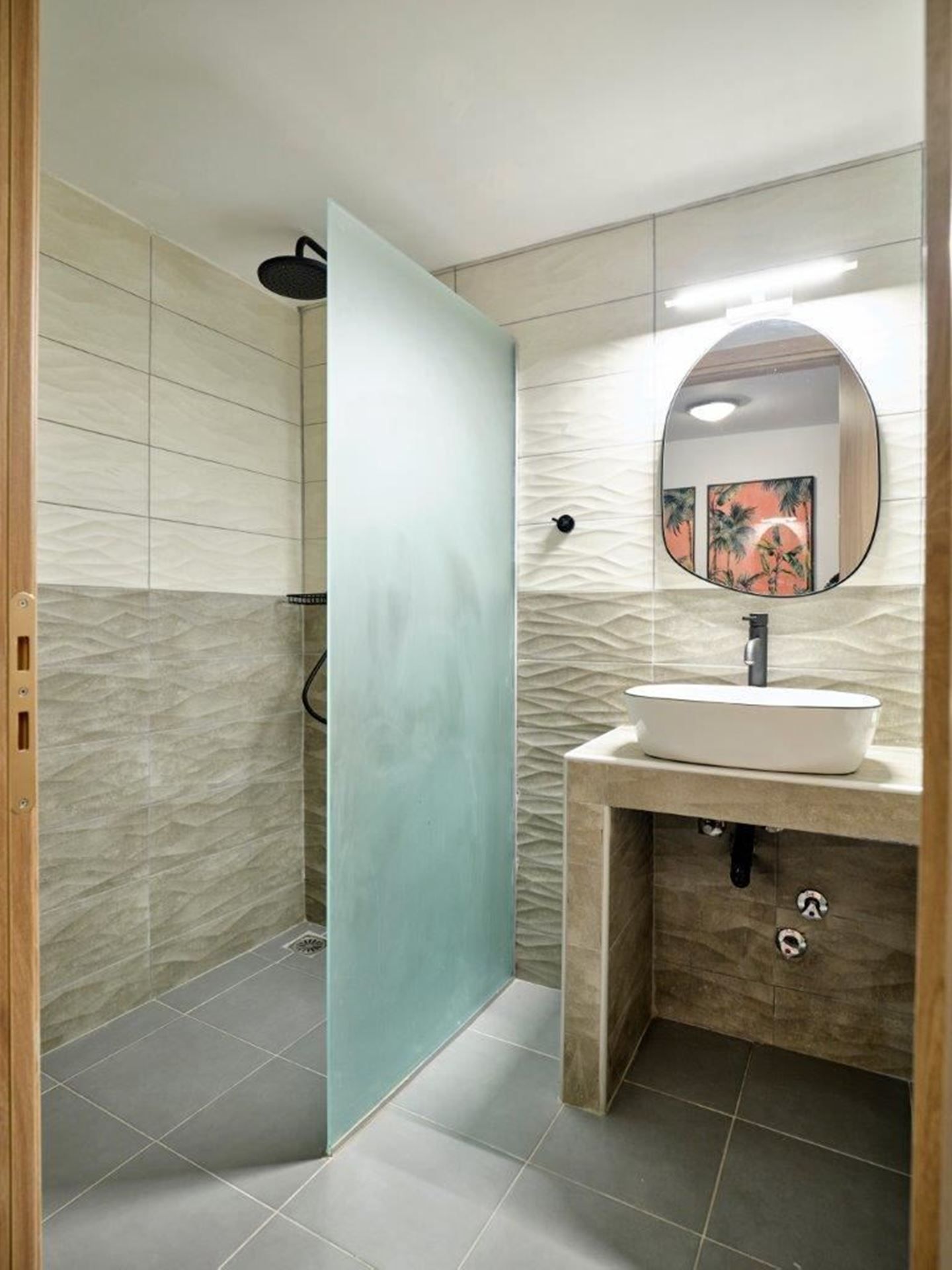 One Bedroom Suite with Sea View