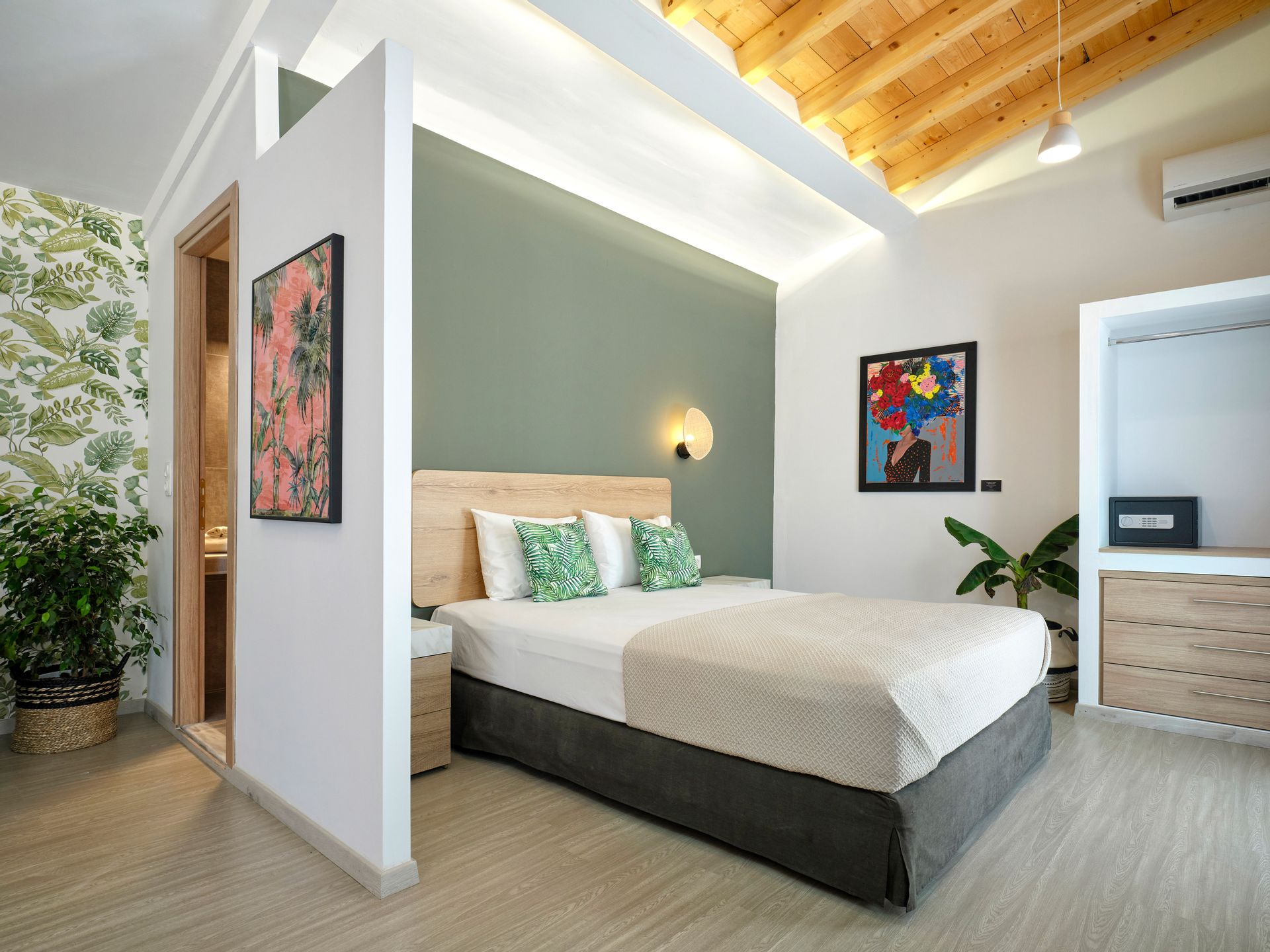 Penthouse with Sea View