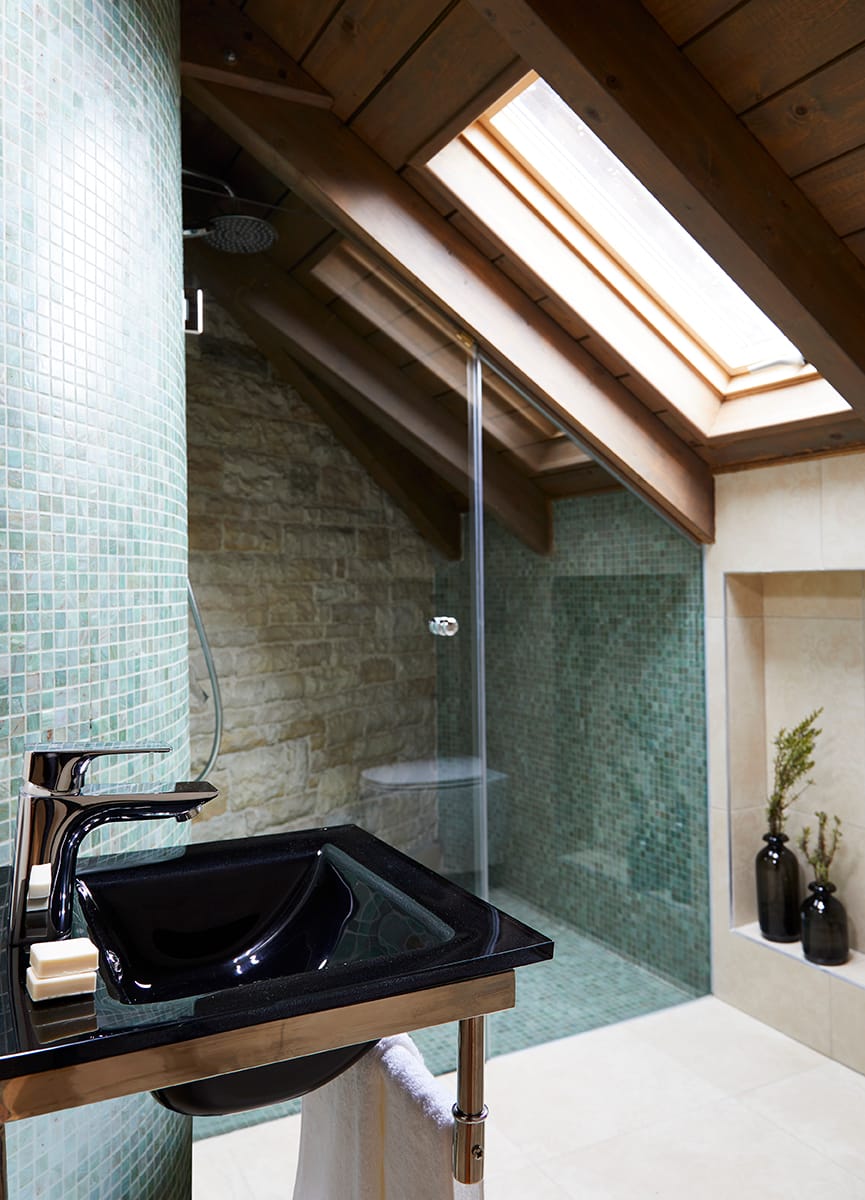 Premium Secret Suite