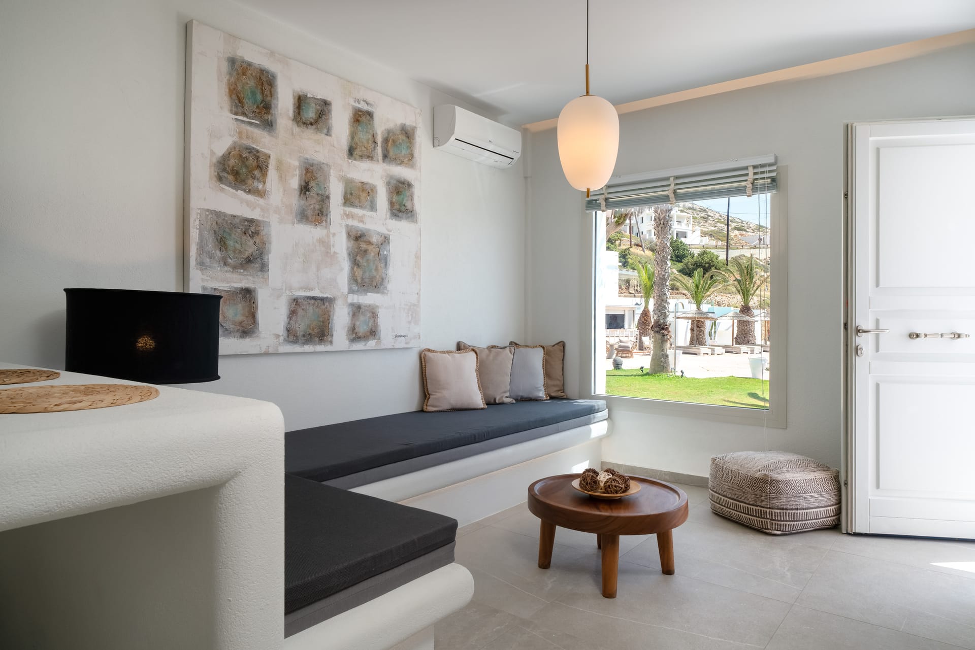 Deluxe Suite with Sea View