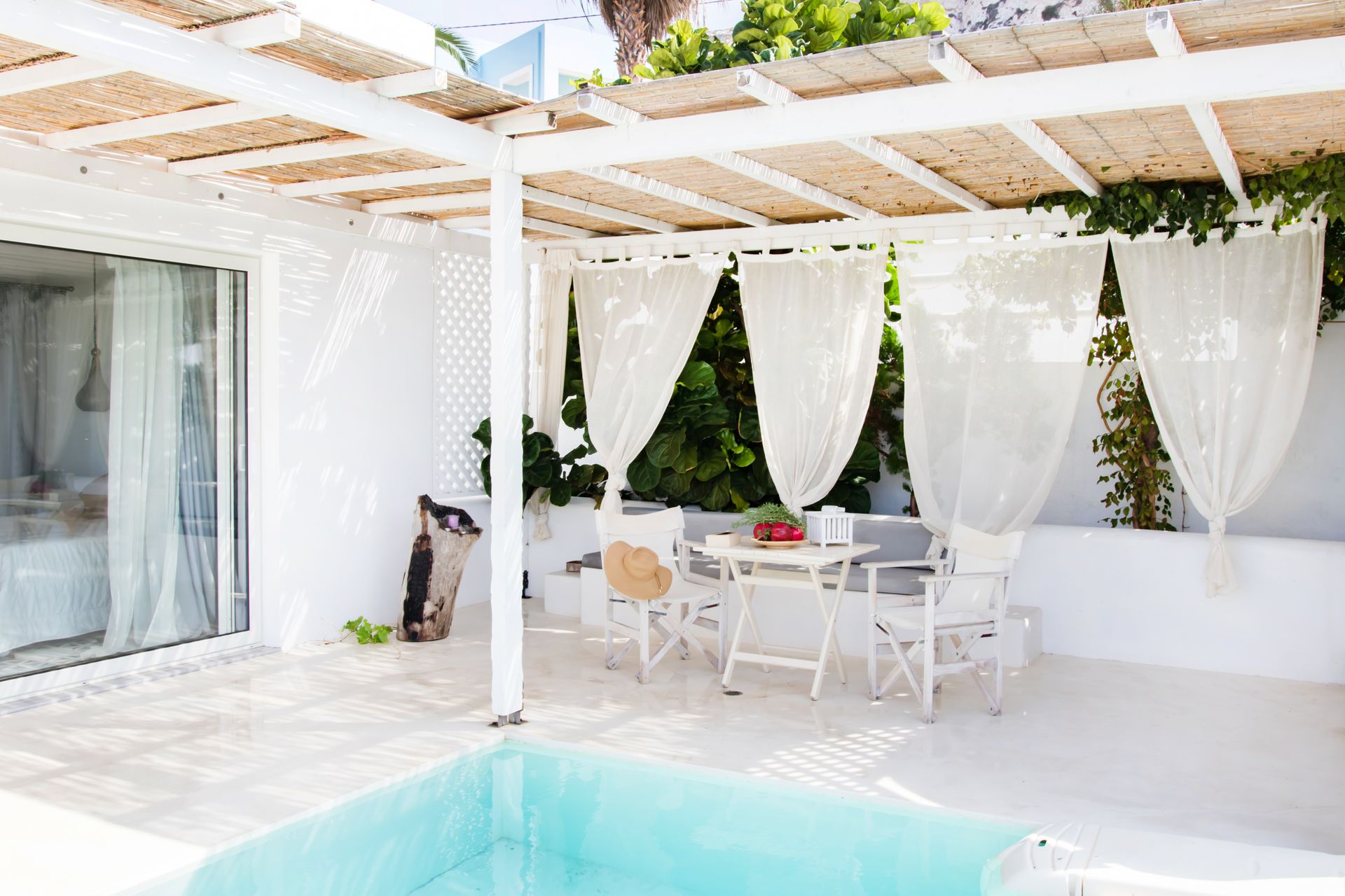 Villa with Private Pool & Sea View