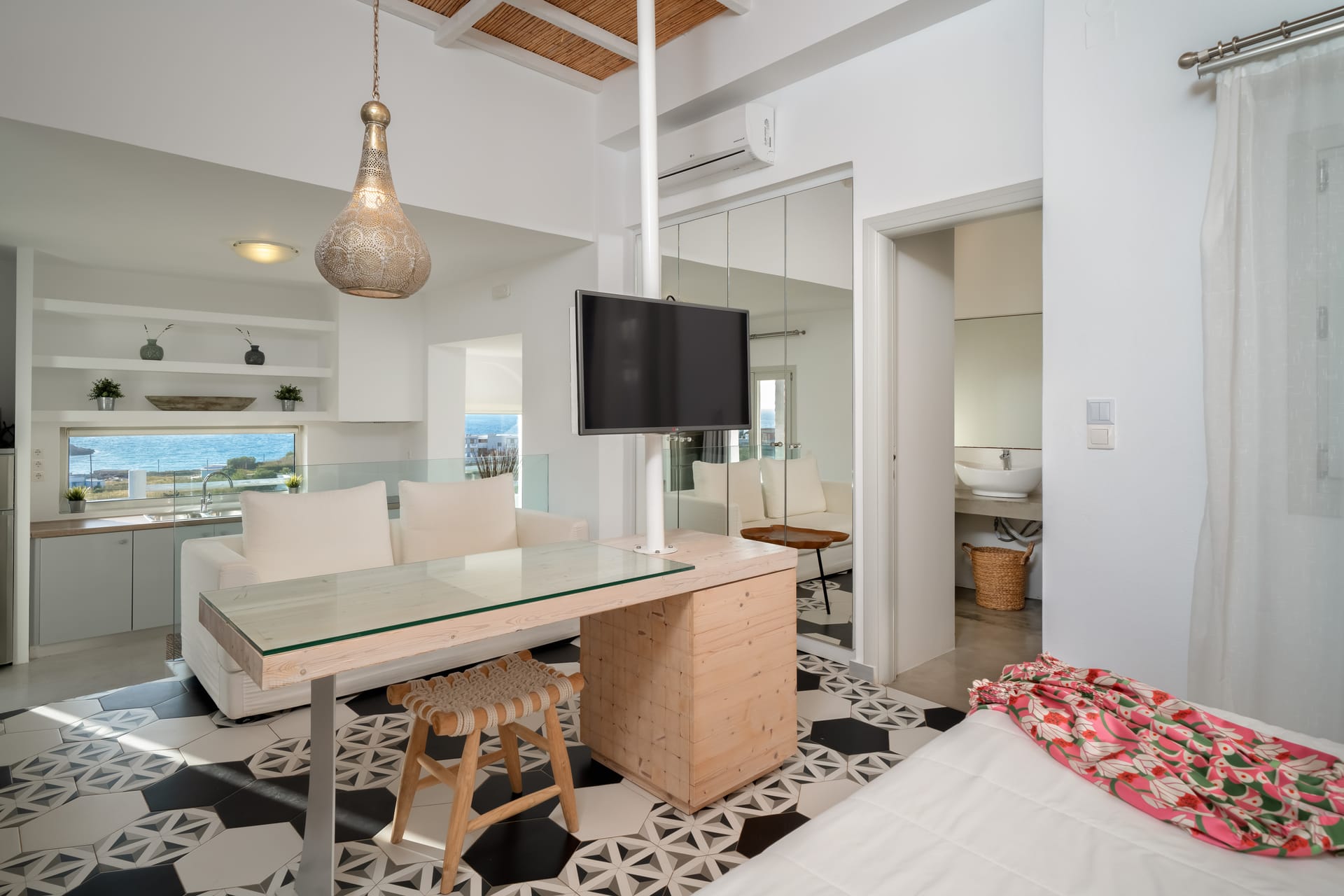 Villa with Private Pool &amp; Sea View