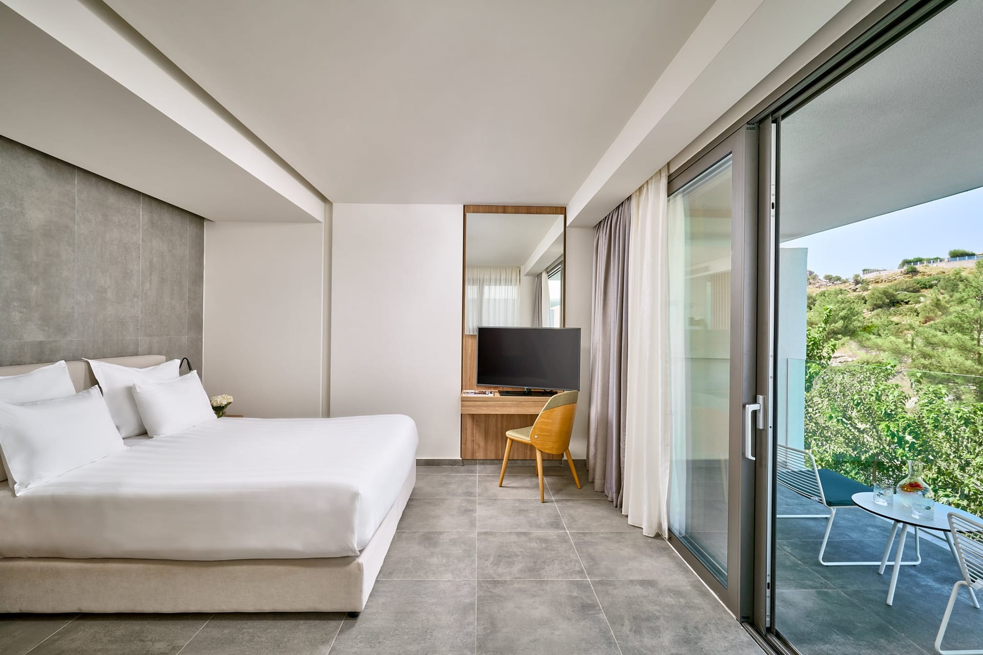 Deluxe Double Room Inland View