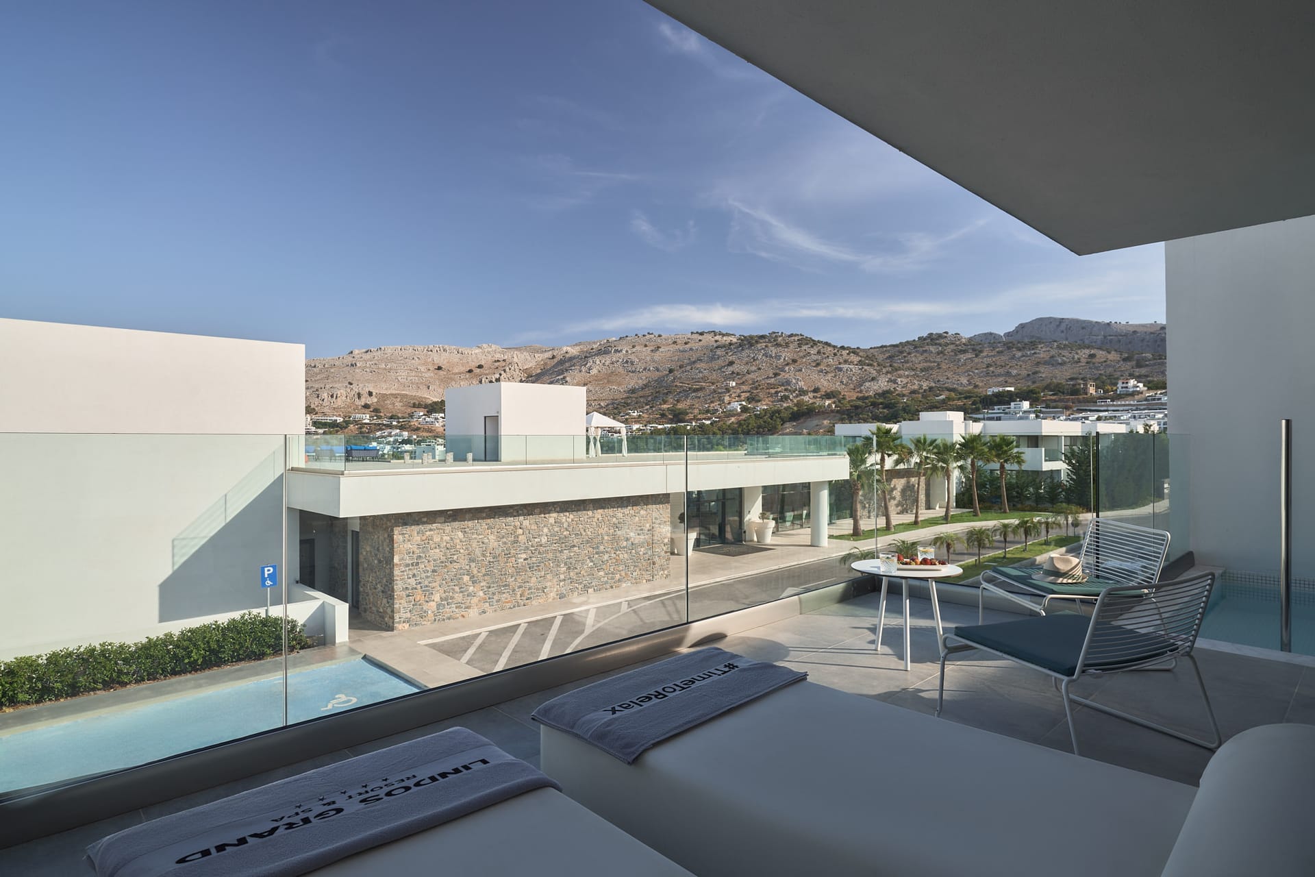 Junior Suite with Private Pool & Inland View