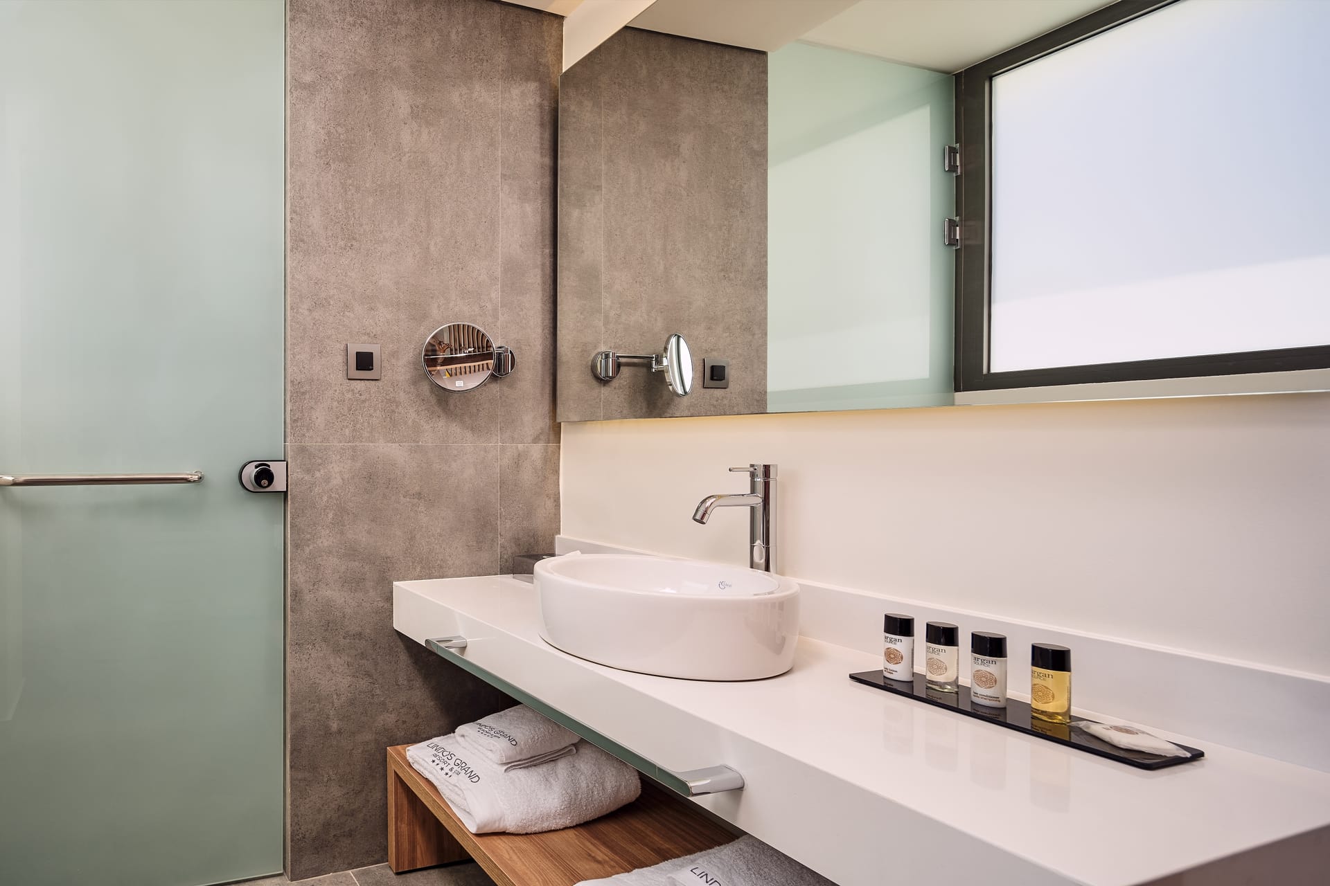 Deluxe Junior Suite Eagle’s Eye with Private Pool &amp; Sea View