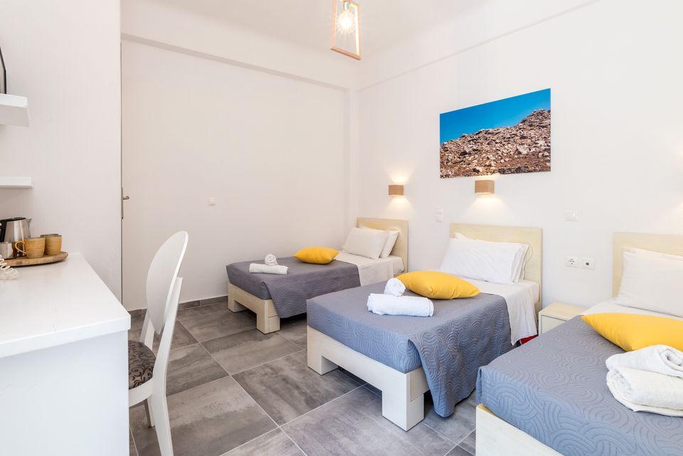 Triple Room