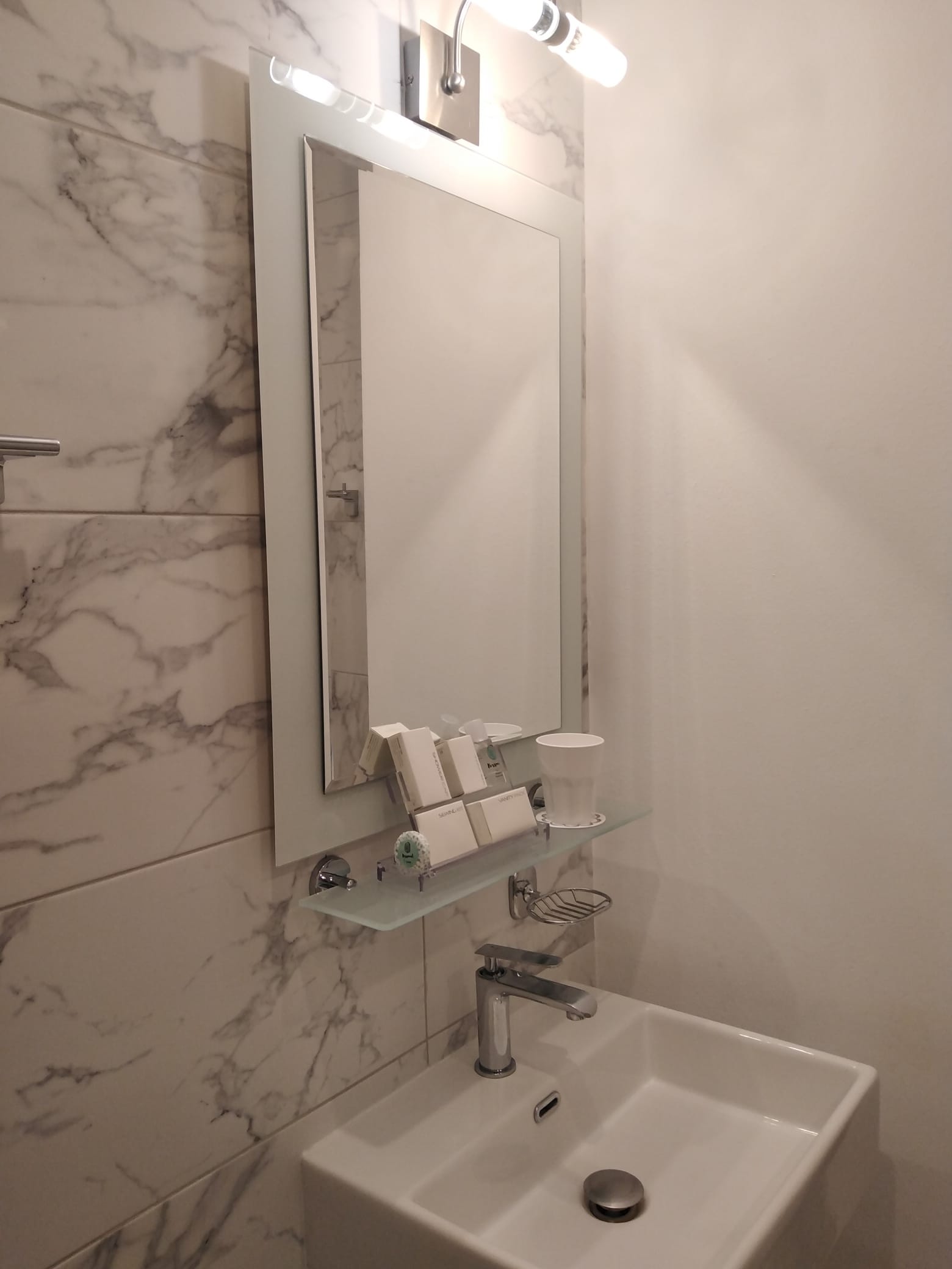 Single Room with Balcony &amp; City View