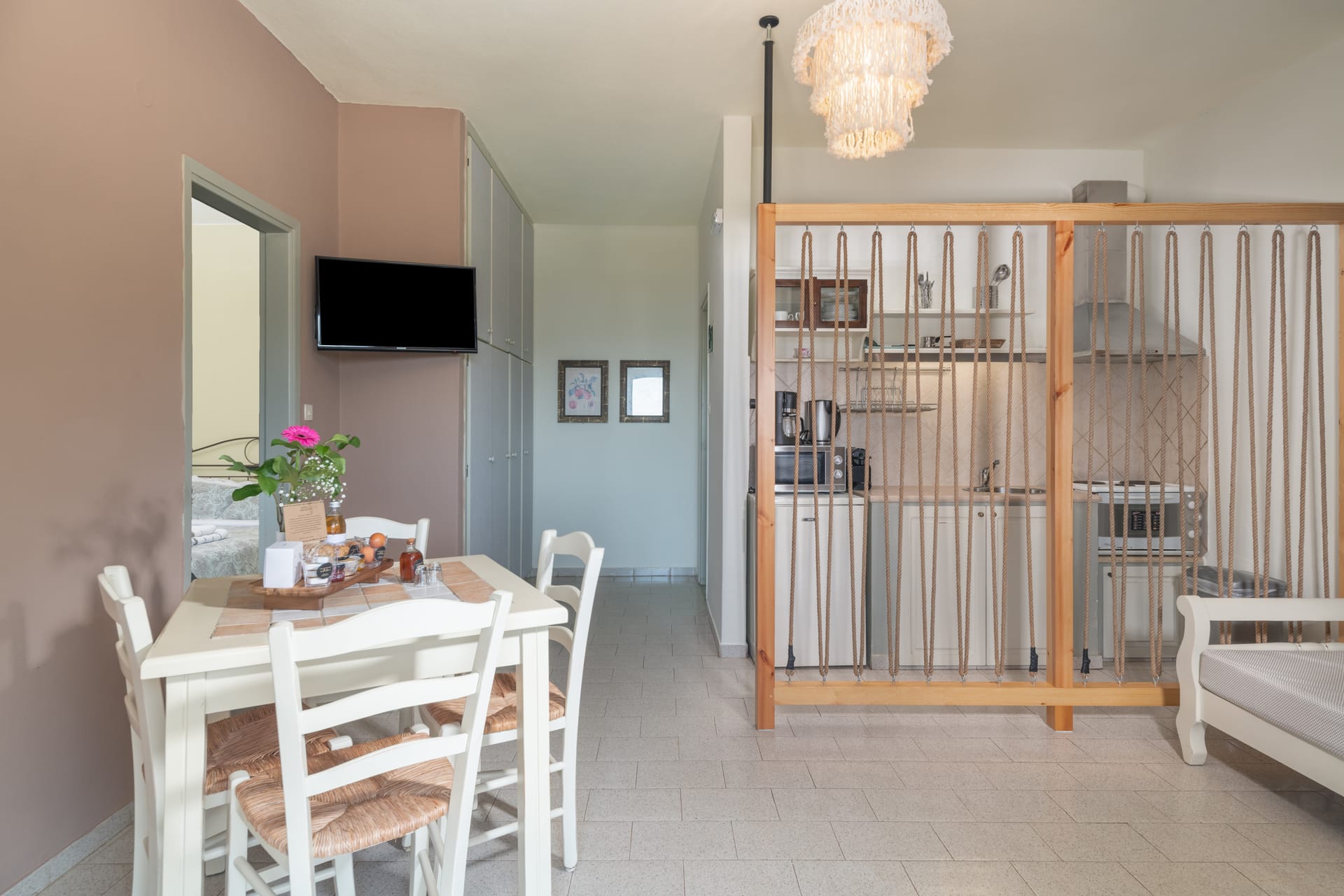 One Bedroom Apartment with Sea View