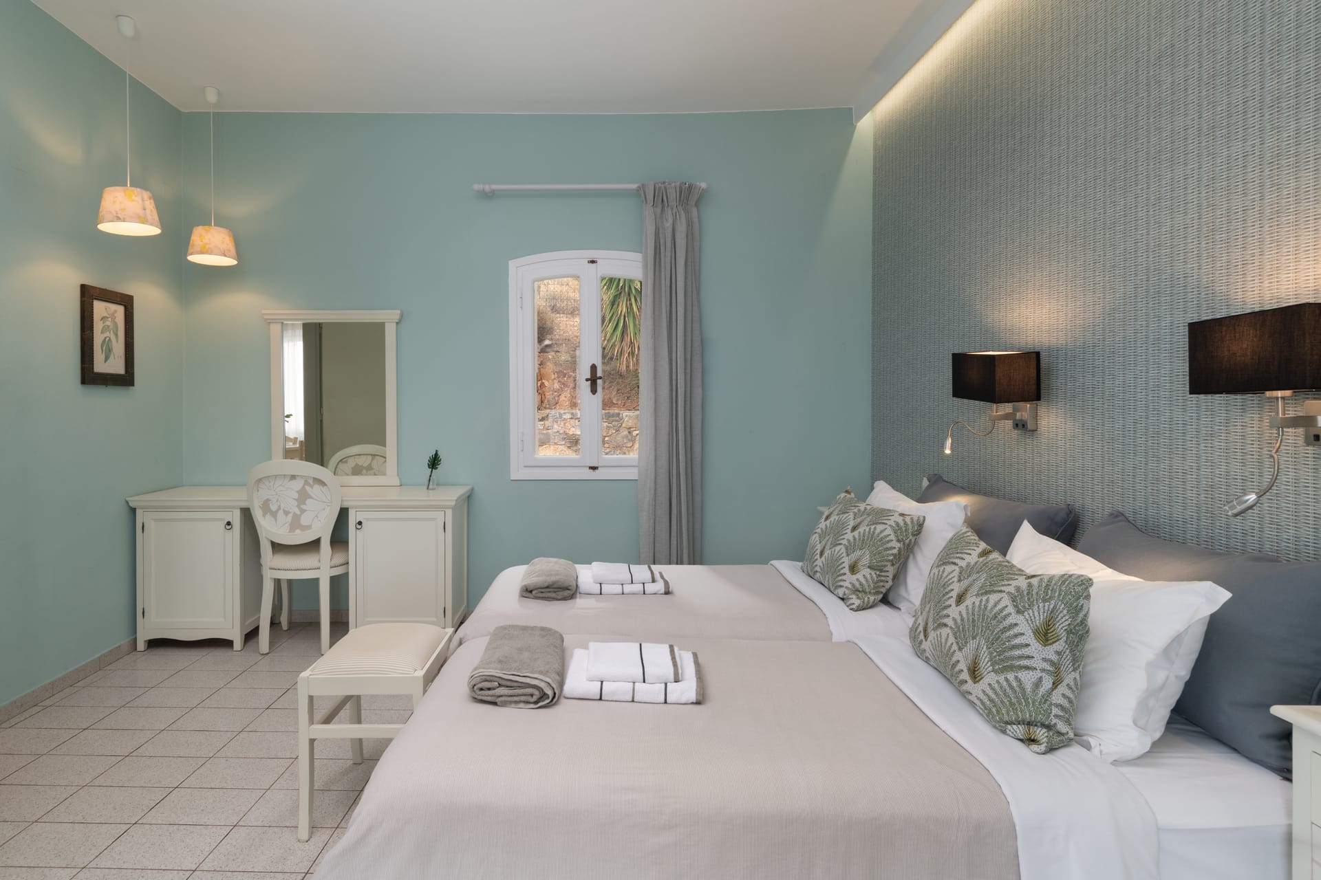 Superior One Bedroom Apartment with Sea View