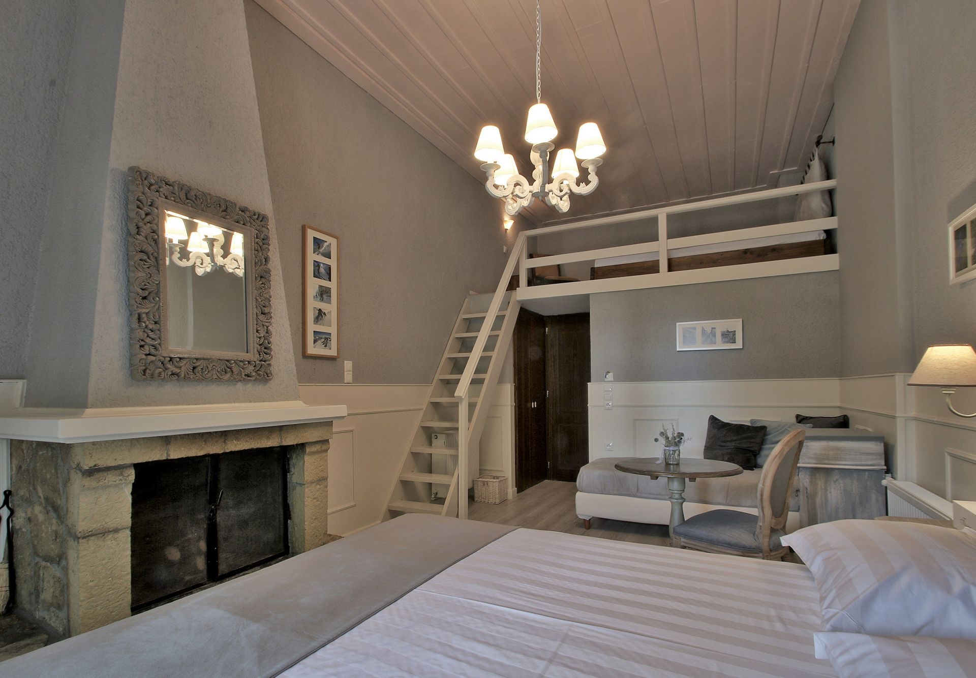 Family Maisonette with Attic