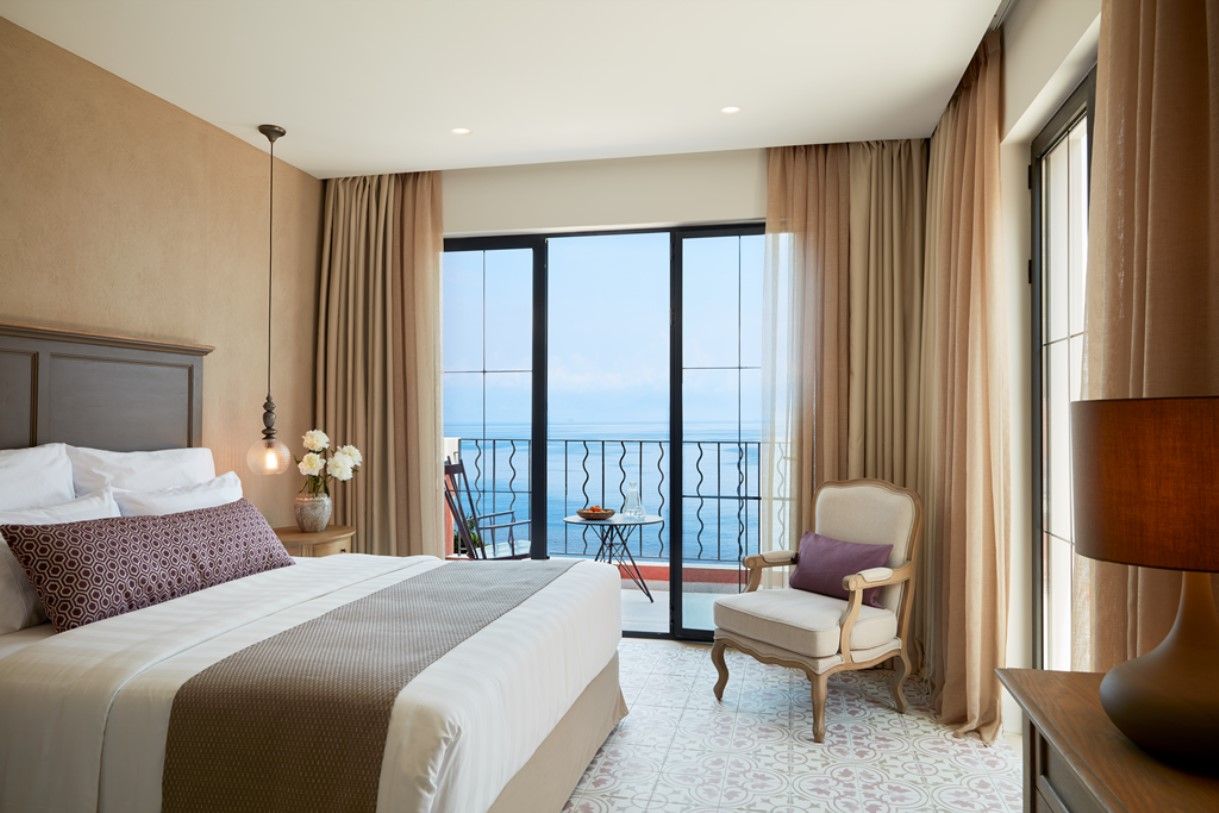 Grand Terrace Junior Suite Whirlpool Sea View