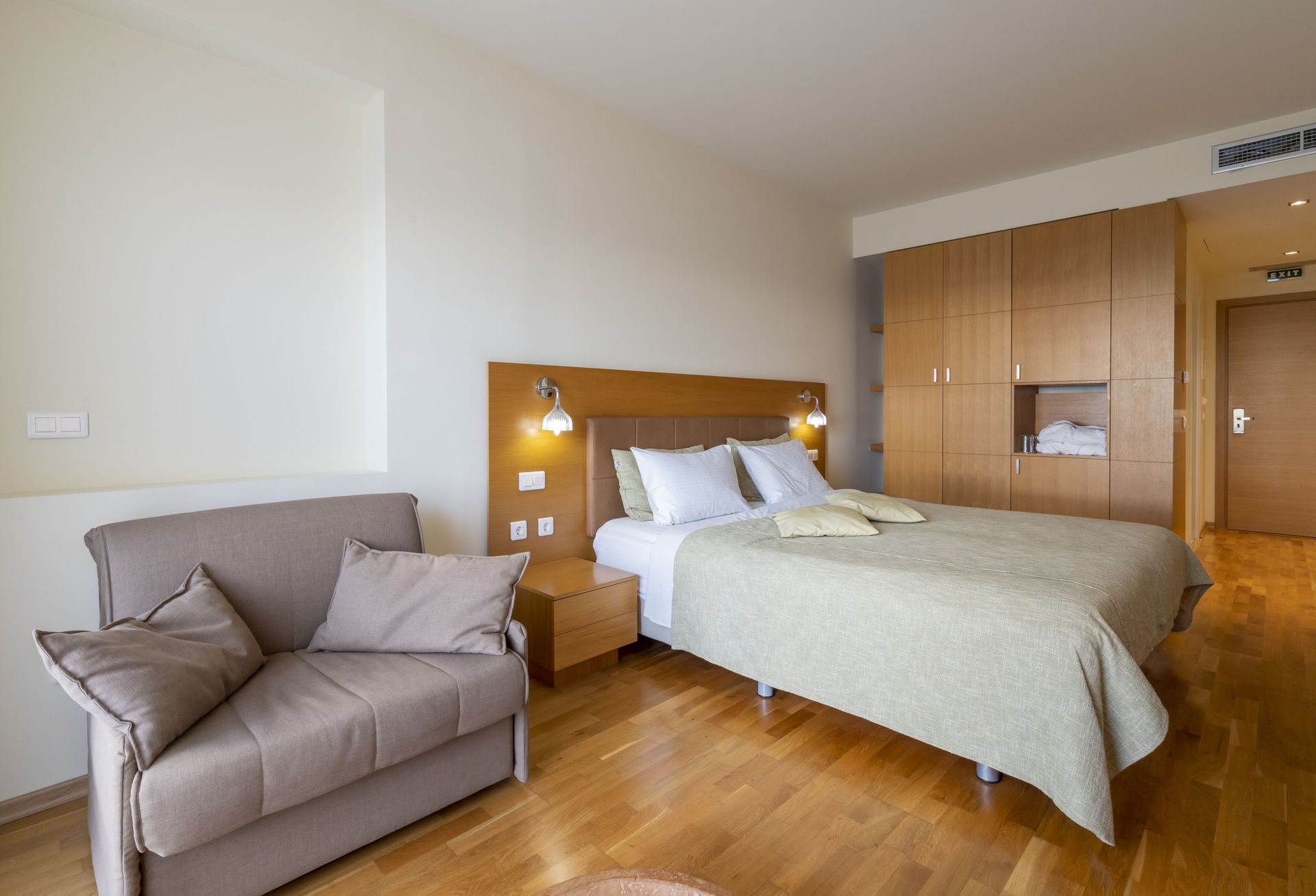 Executive Triple Room