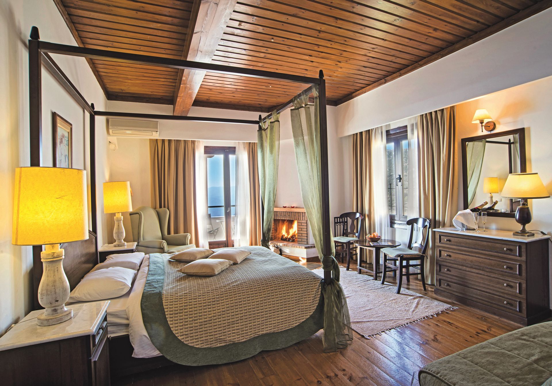Triple Mini Suite Chalet
