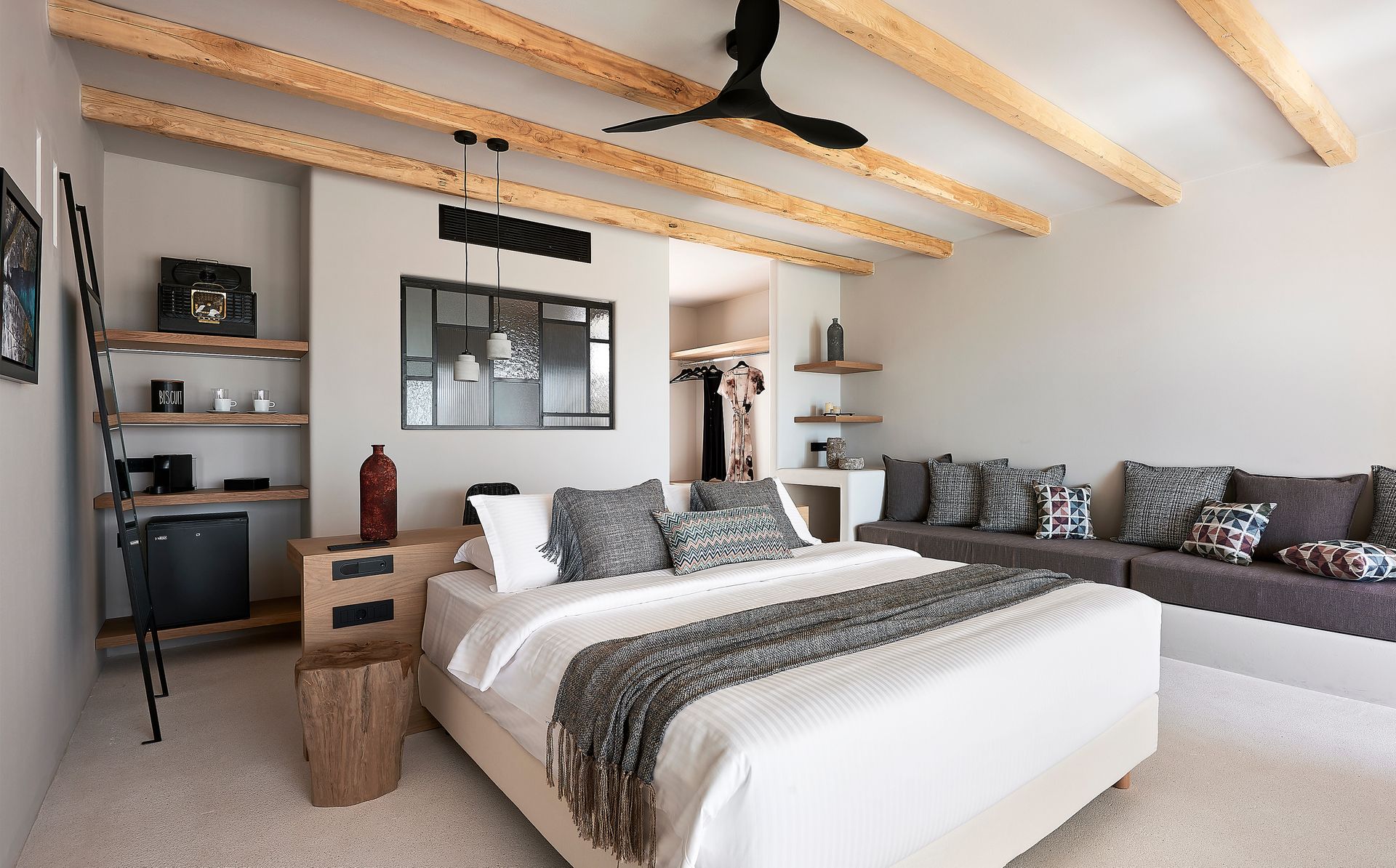 Superior Suite with Sea View &amp; Private Pool