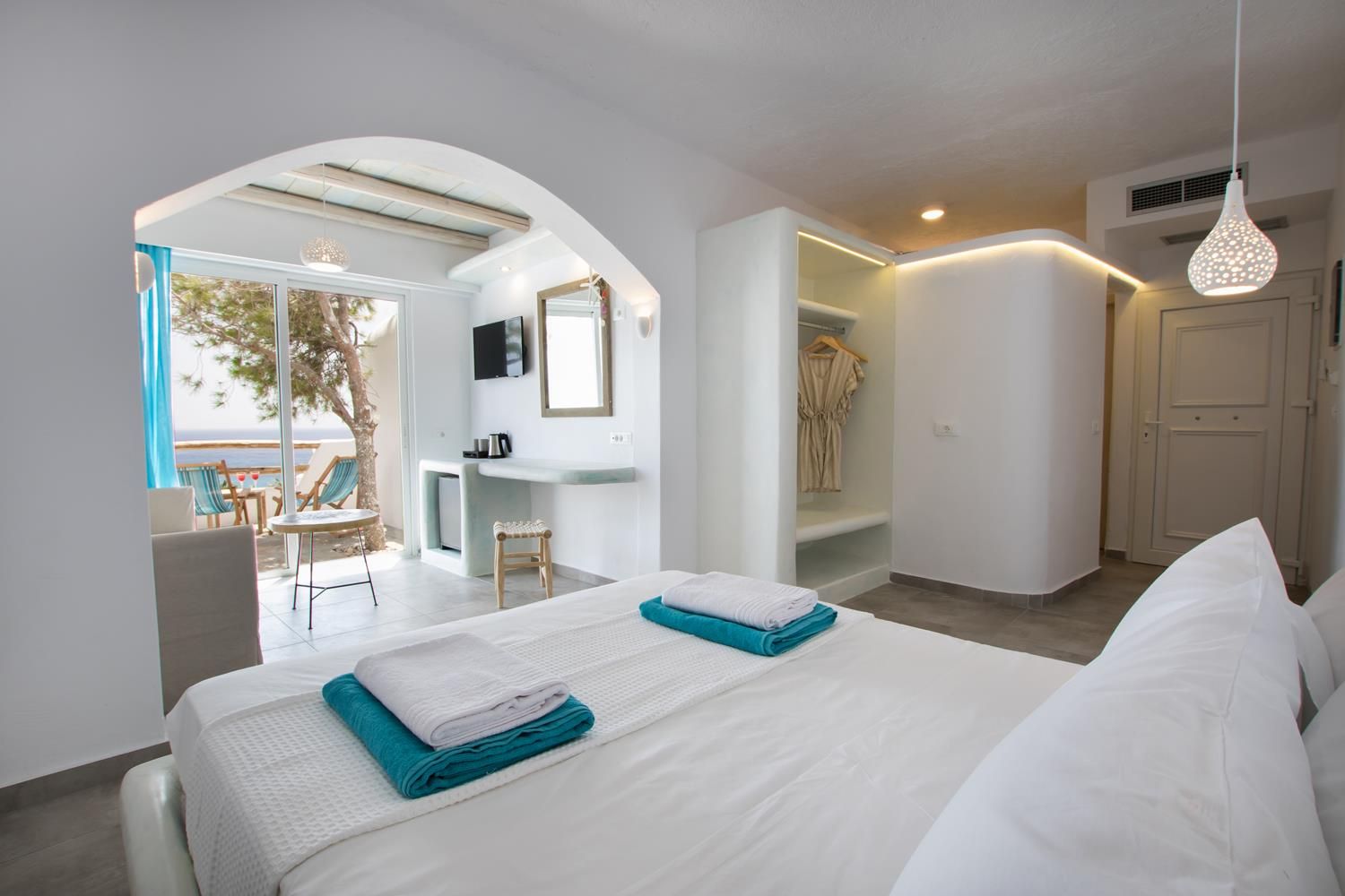 Superior Double or Twin Room with Sea View