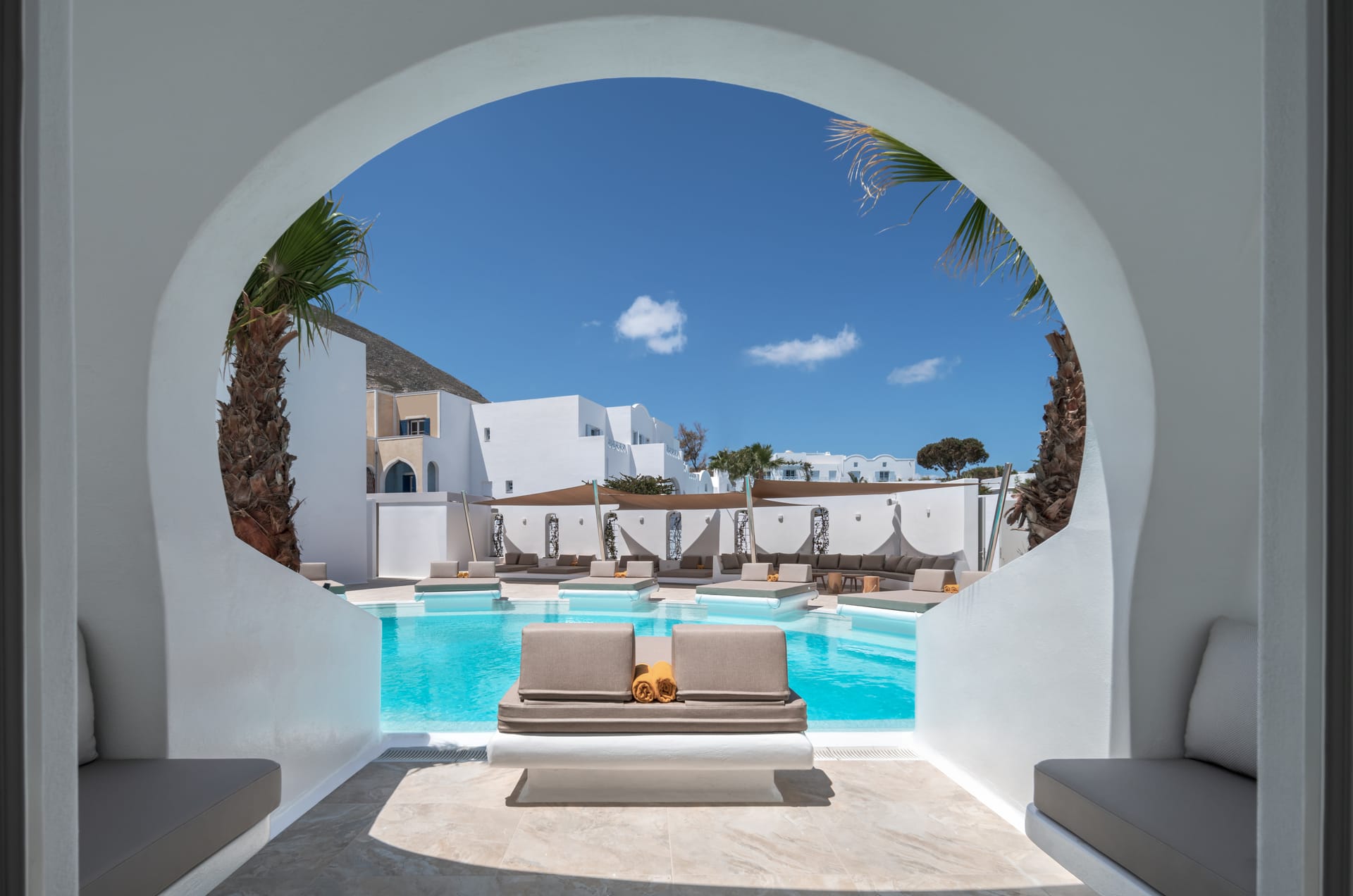 Luxury Swim Up Suite