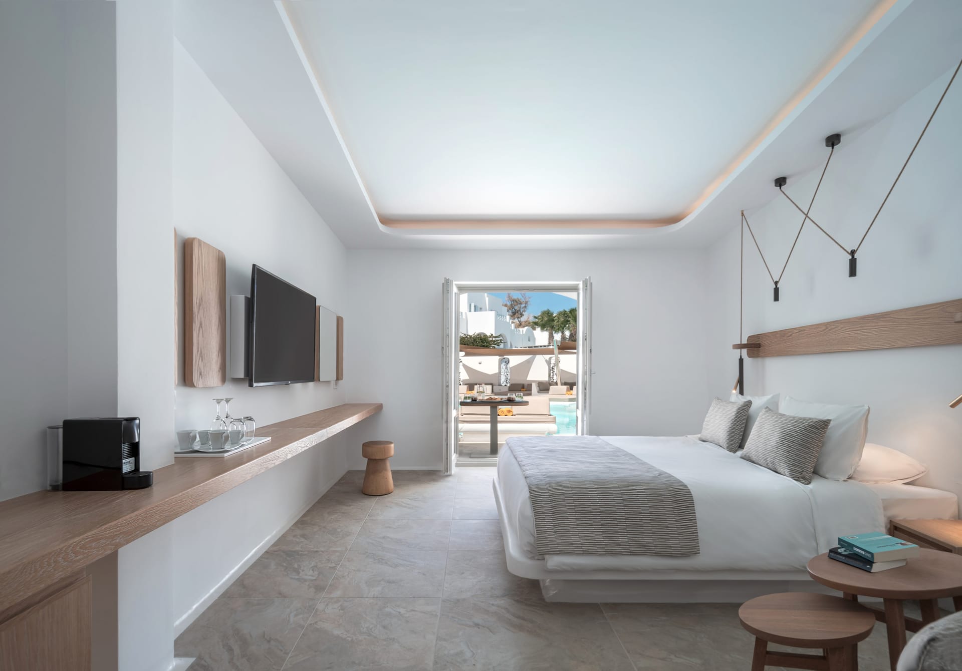 Luxury Swim Up Suite