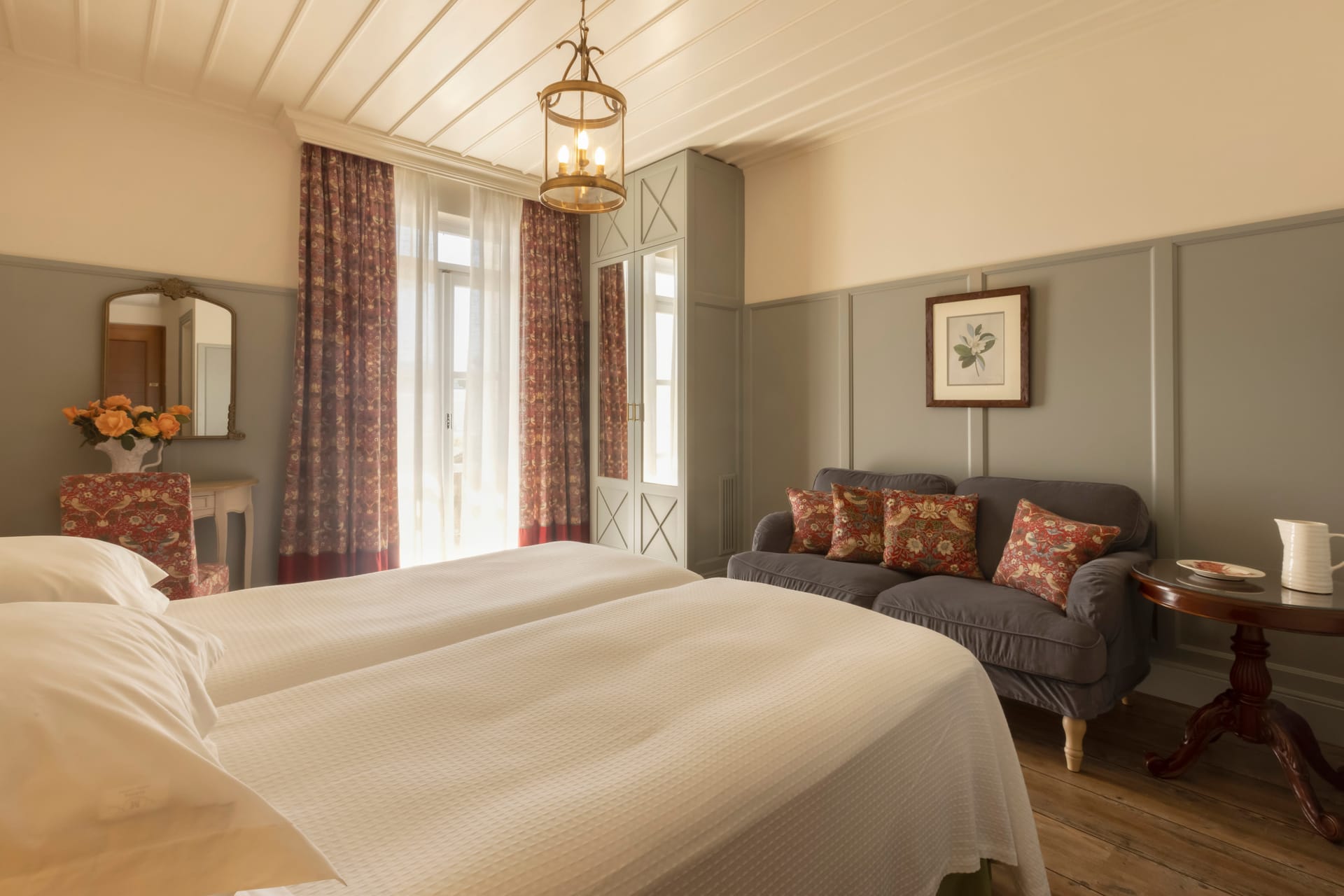 Standard Twin Room with Sea View