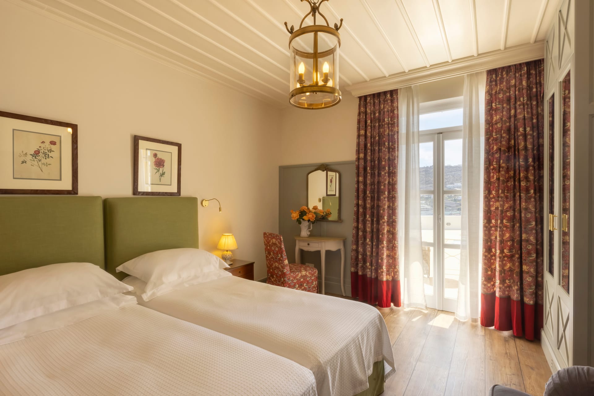 Standard Twin Room with Sea View