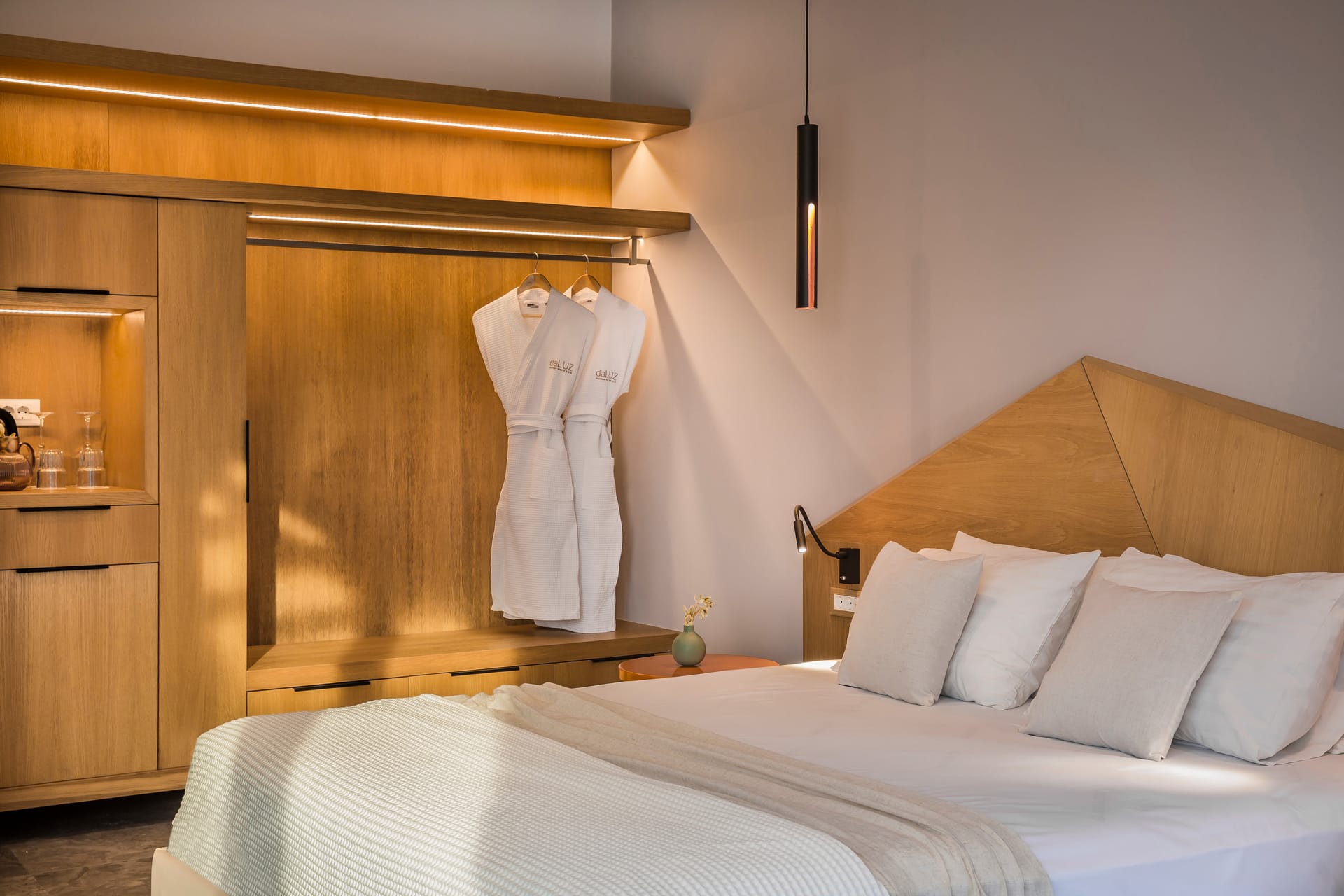 Honeymoon Suite