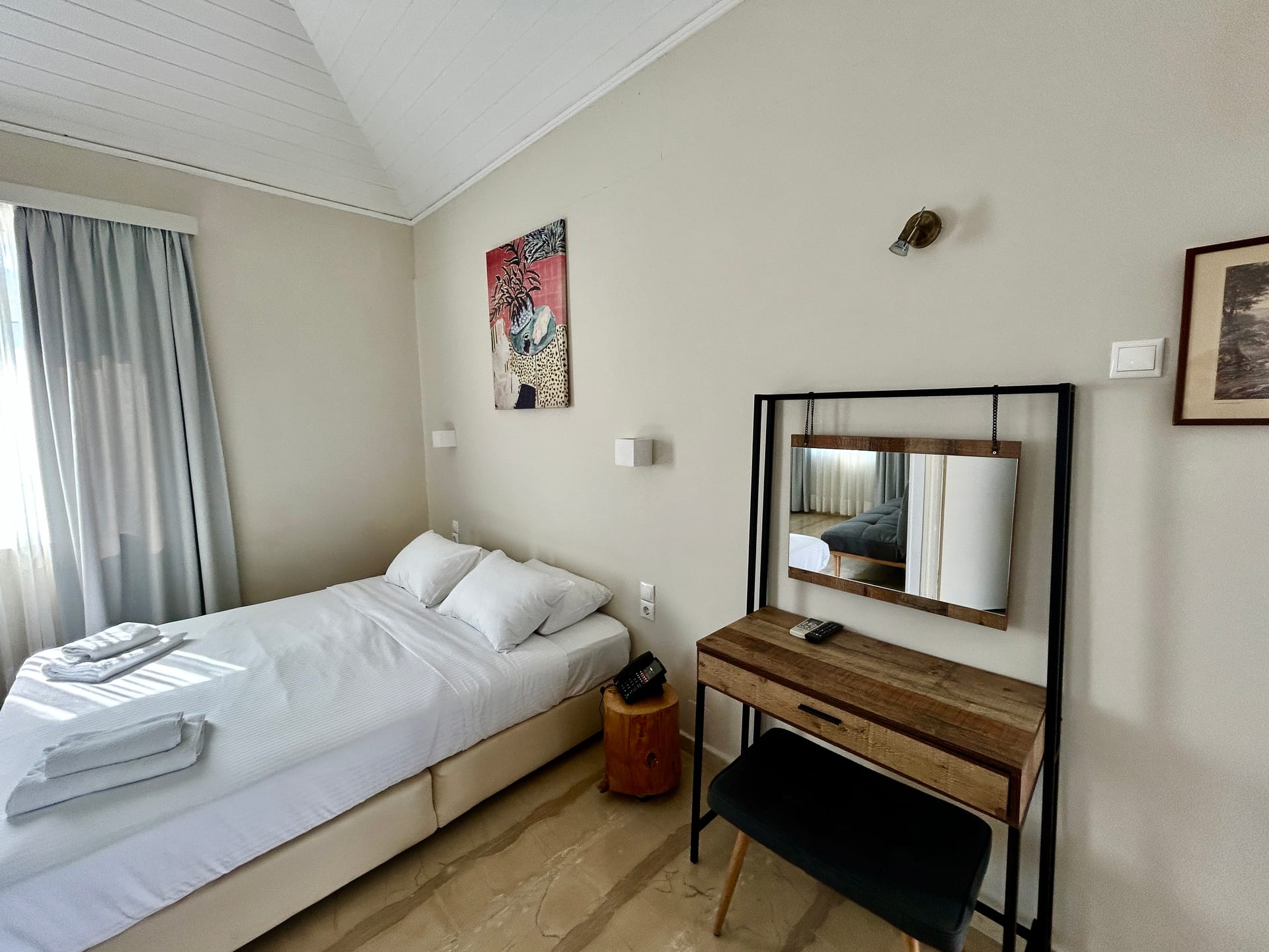 Studio with Garden View