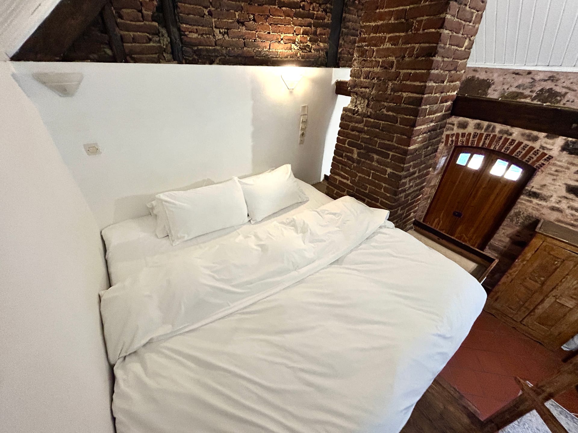 Mansion Cottage with Patio