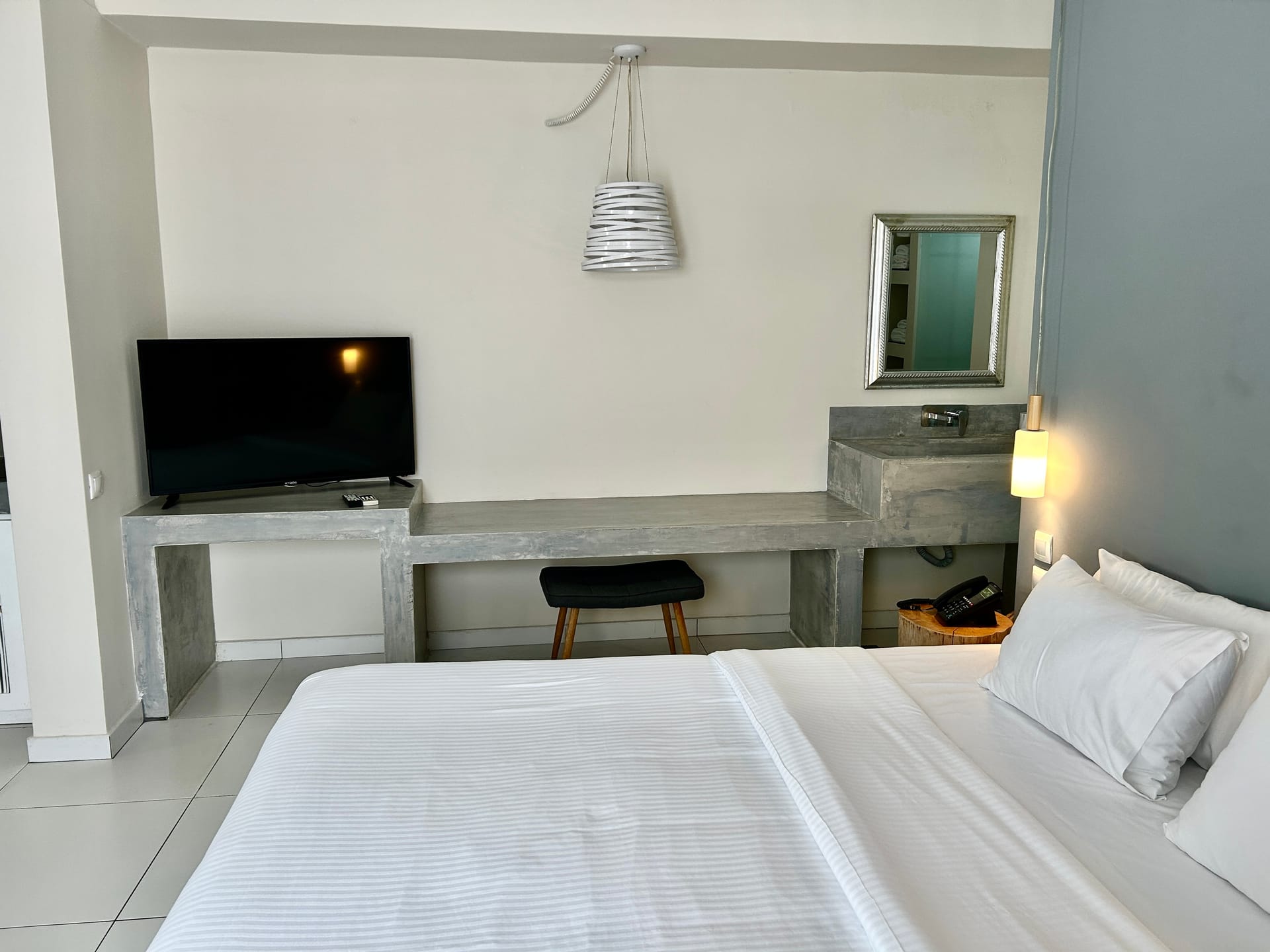 Superior Apartment with Pool View