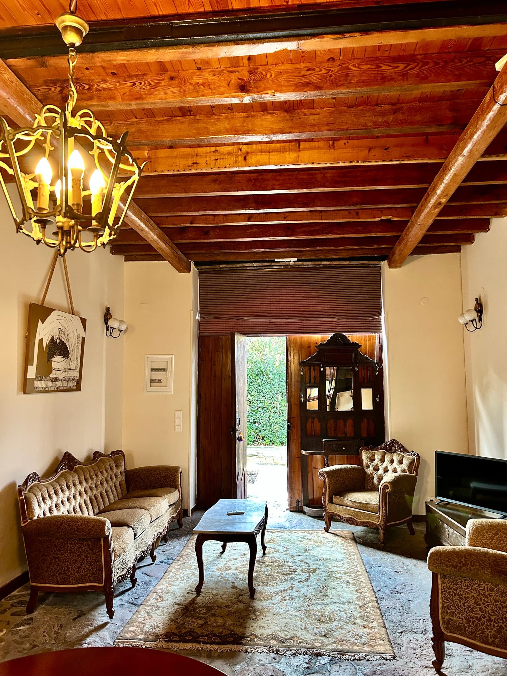 Mansion Cottage - Split Level with Patio