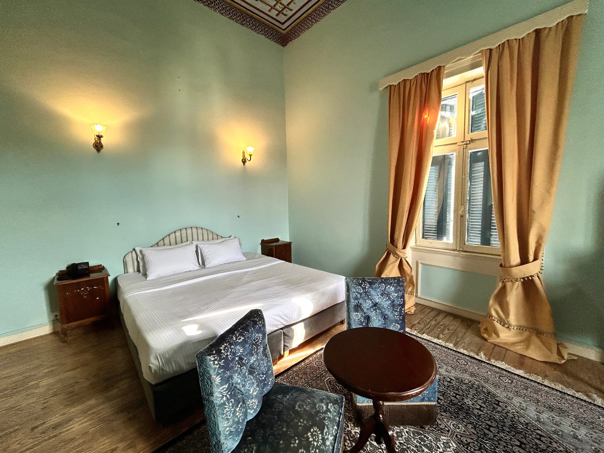 Mansion Superior Suite with Spa Bath and Pool View