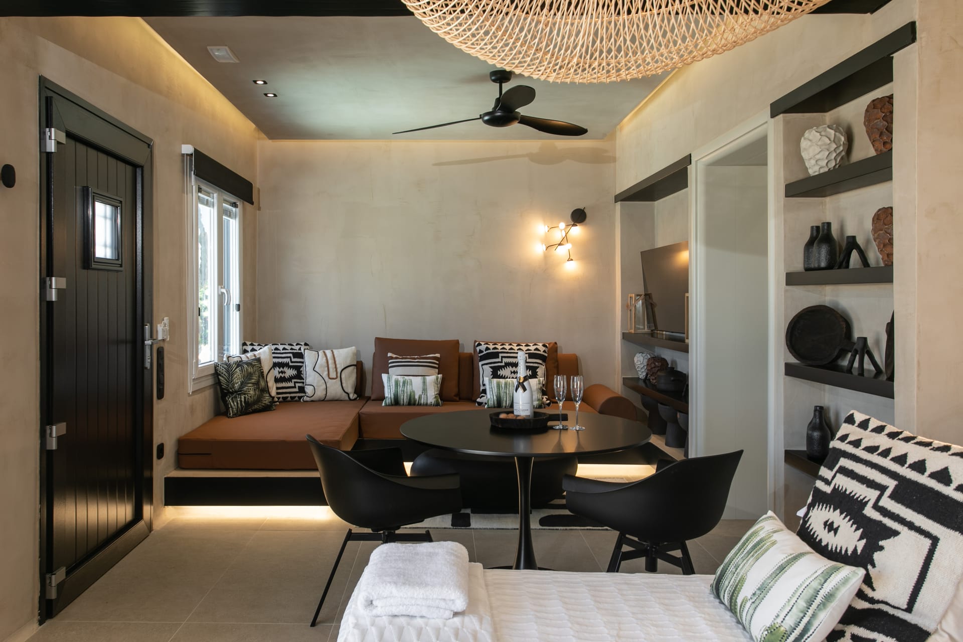 Superior Sea View 2-Room Residence with Outdoor Hot Tub